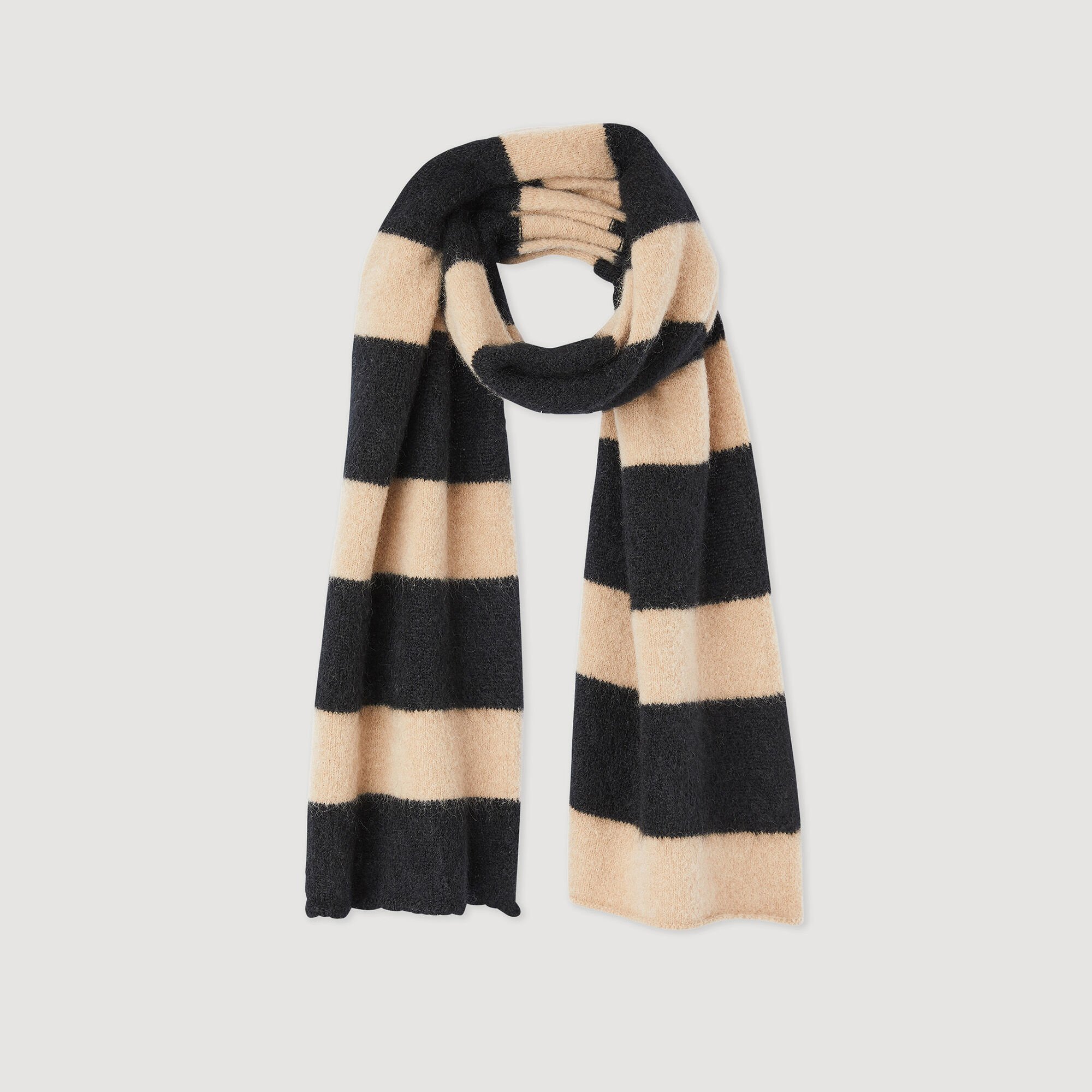 Two-tone striped scarf