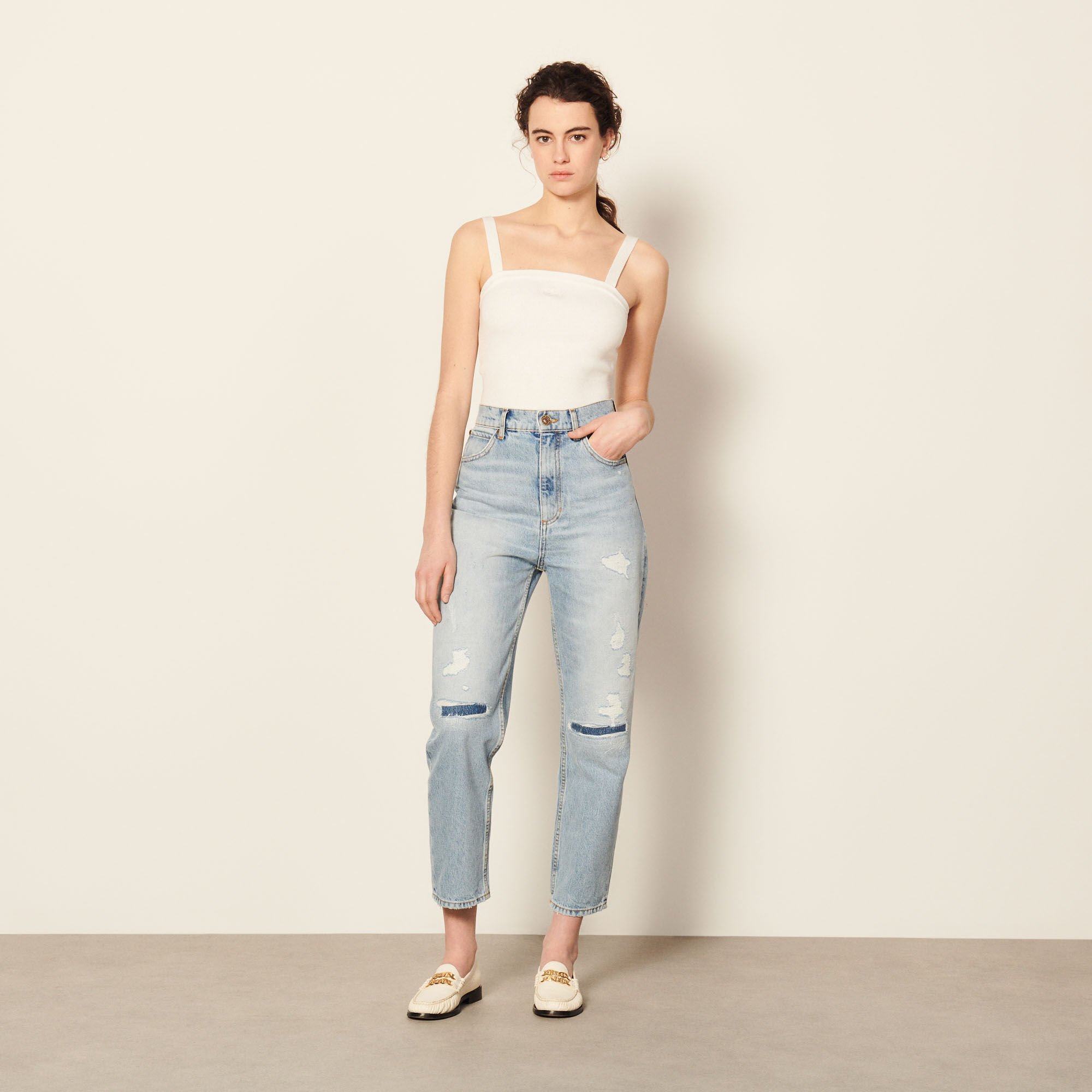 Boyfriend-cut jeans