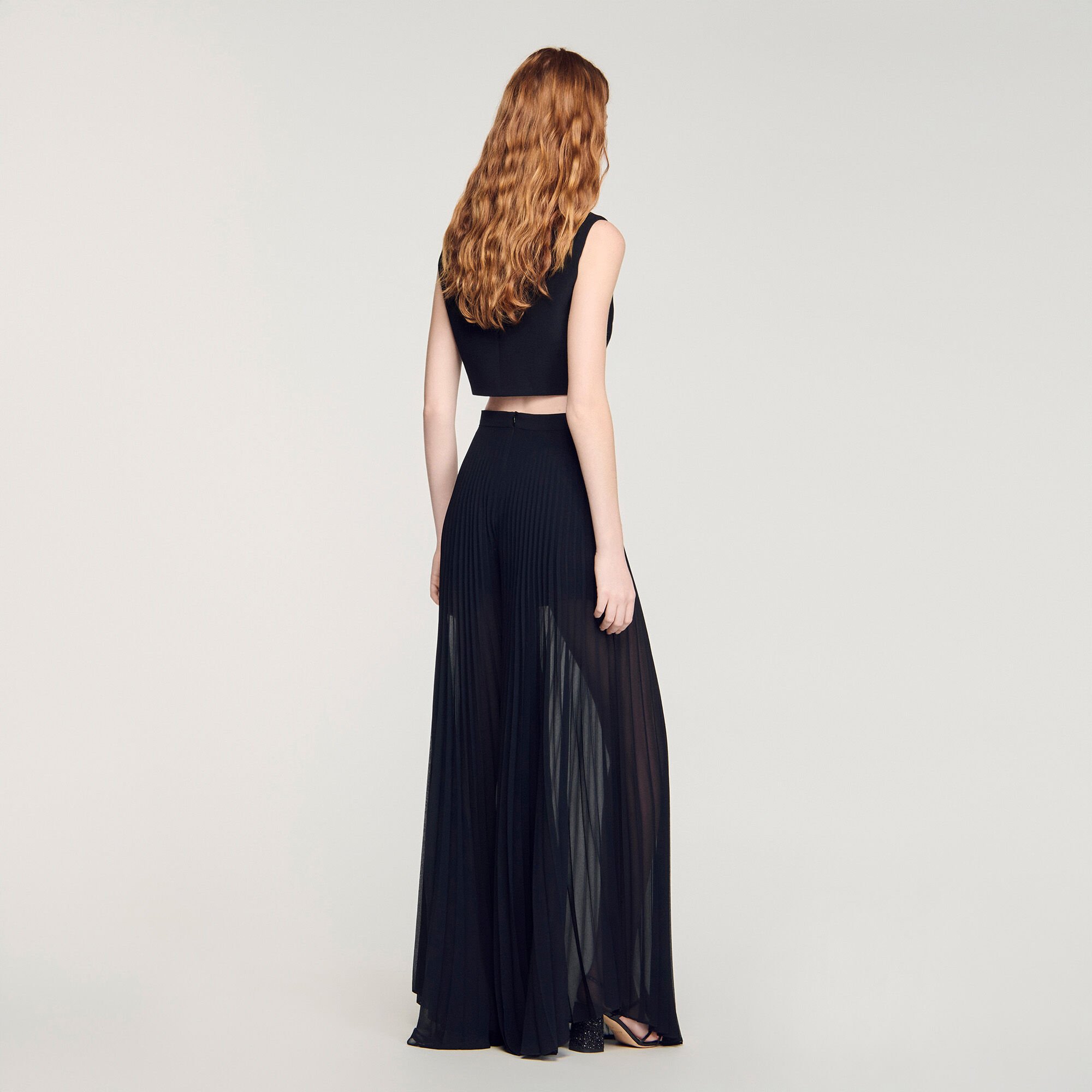 Pleated wide-leg trousers