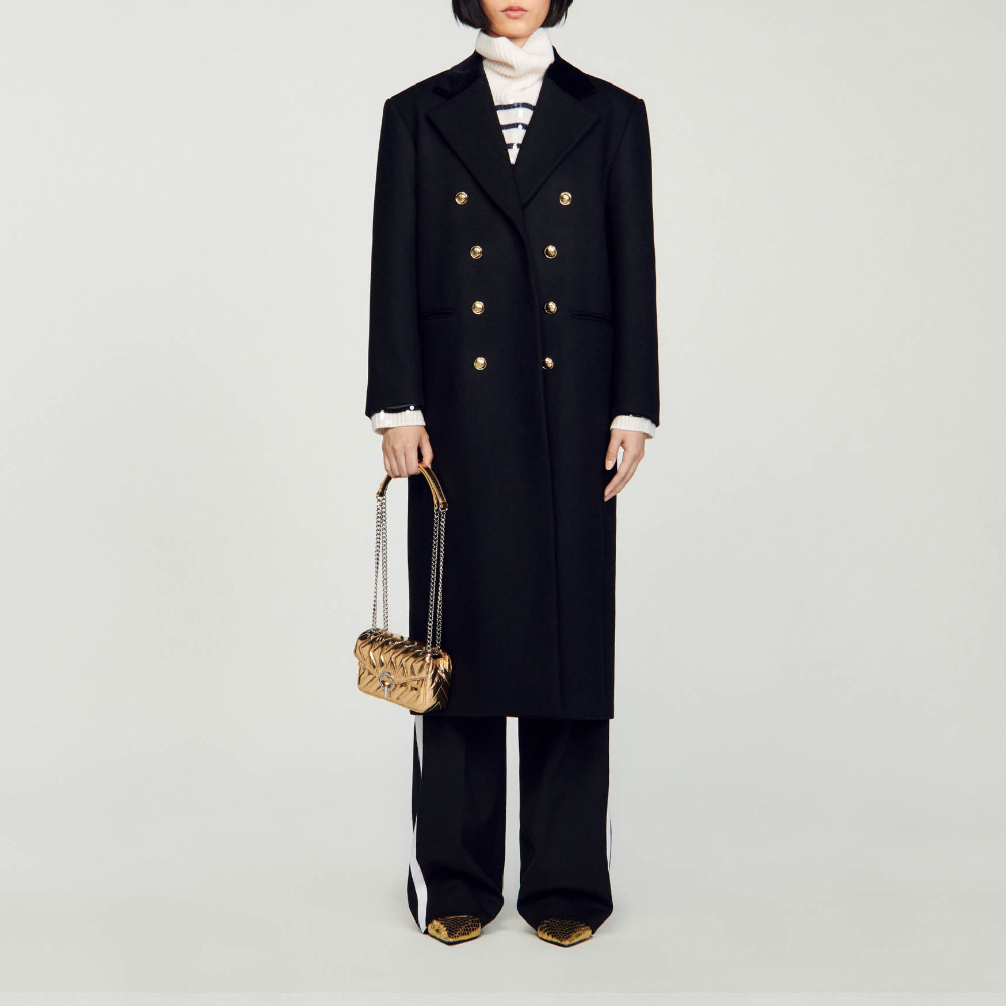 Long coat deals with buttons