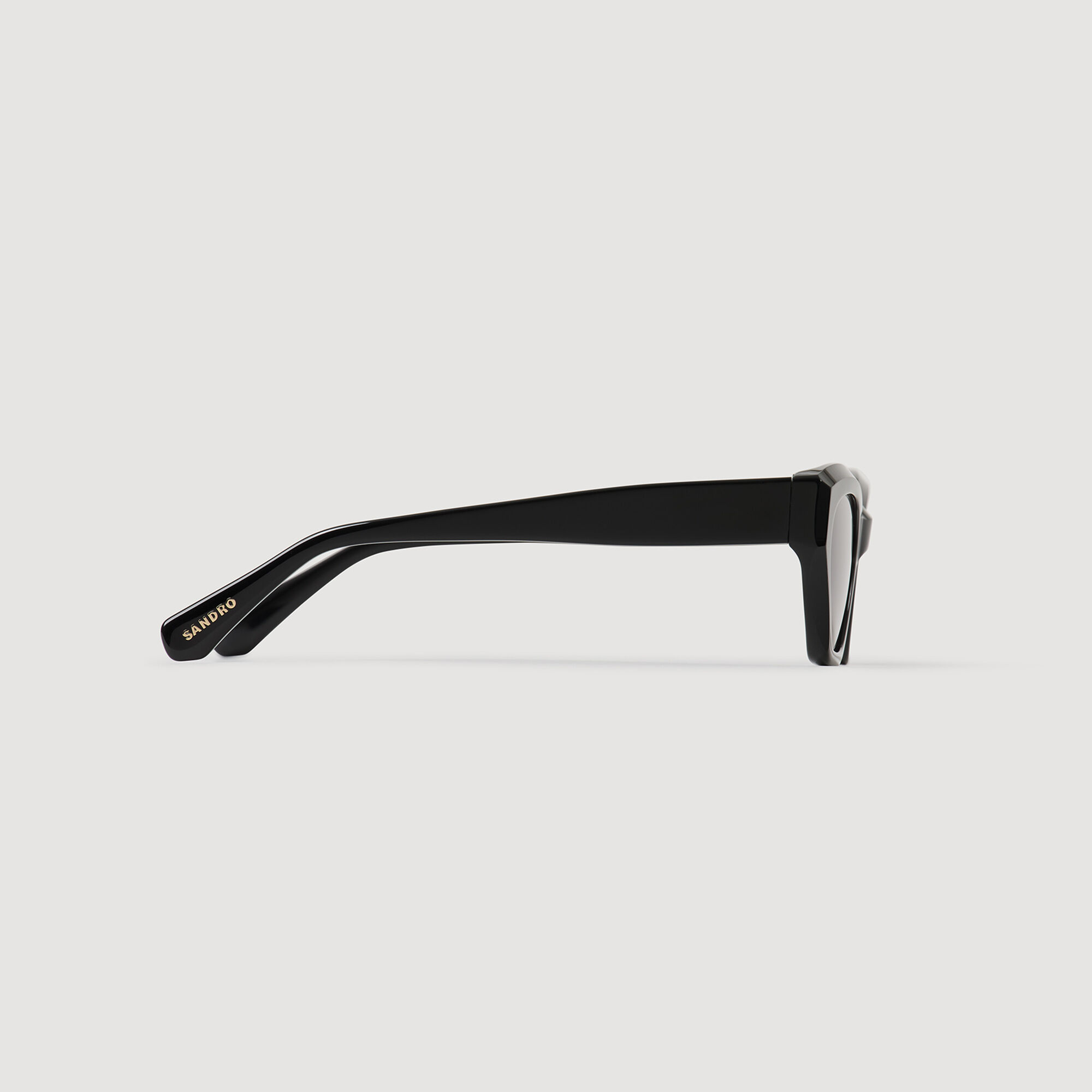Oval sunglasses