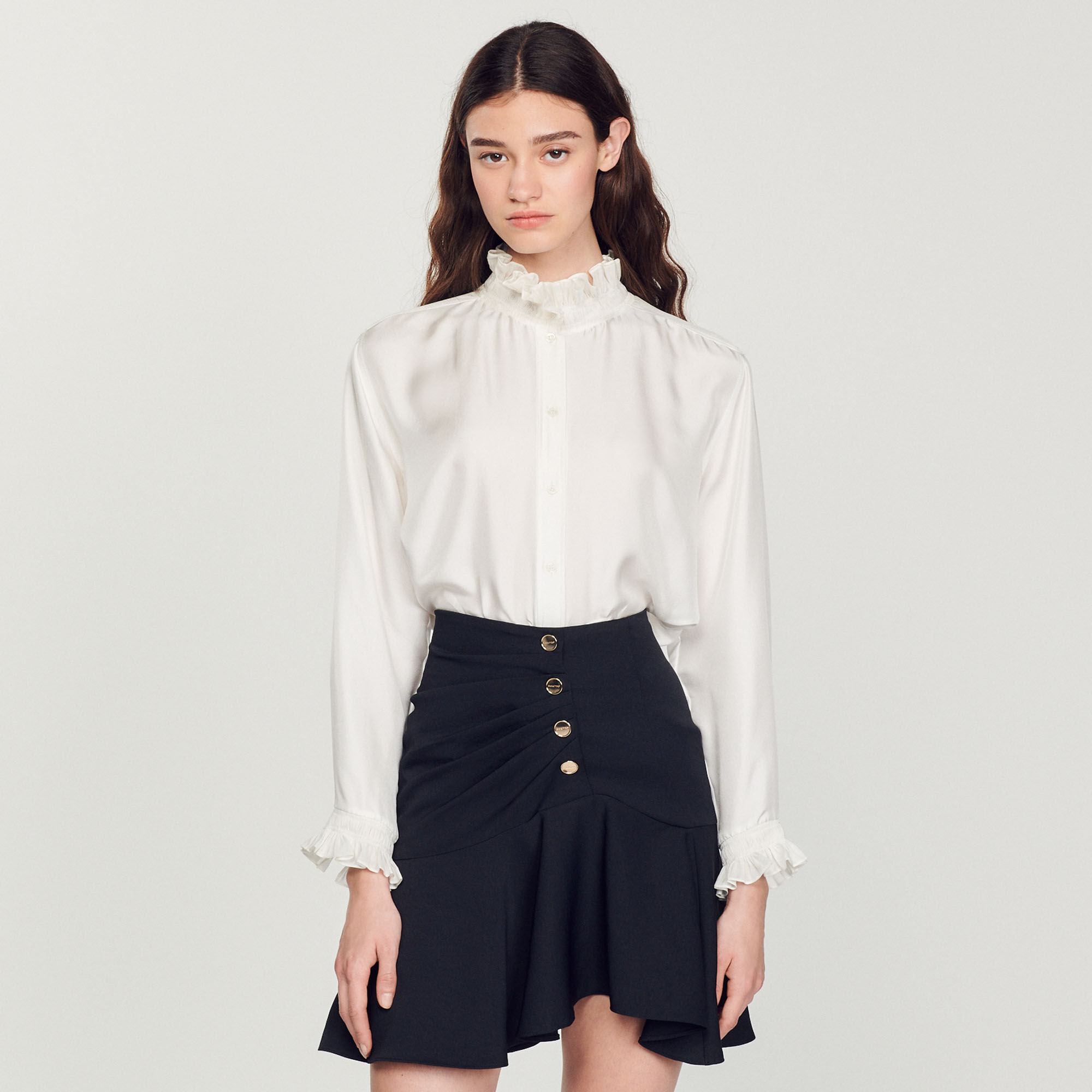Short asymmetric skirt