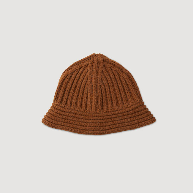 Knit bucket hat