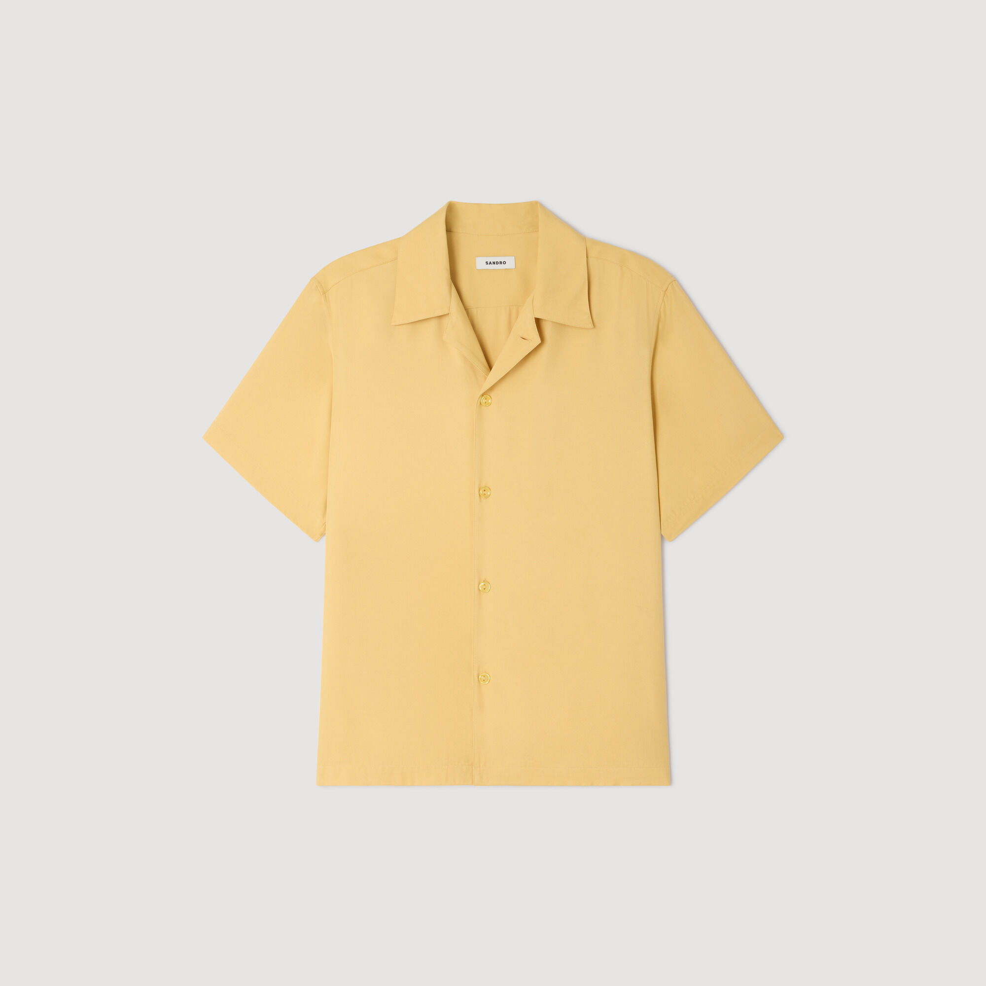 Loose-fit shark collar shirt