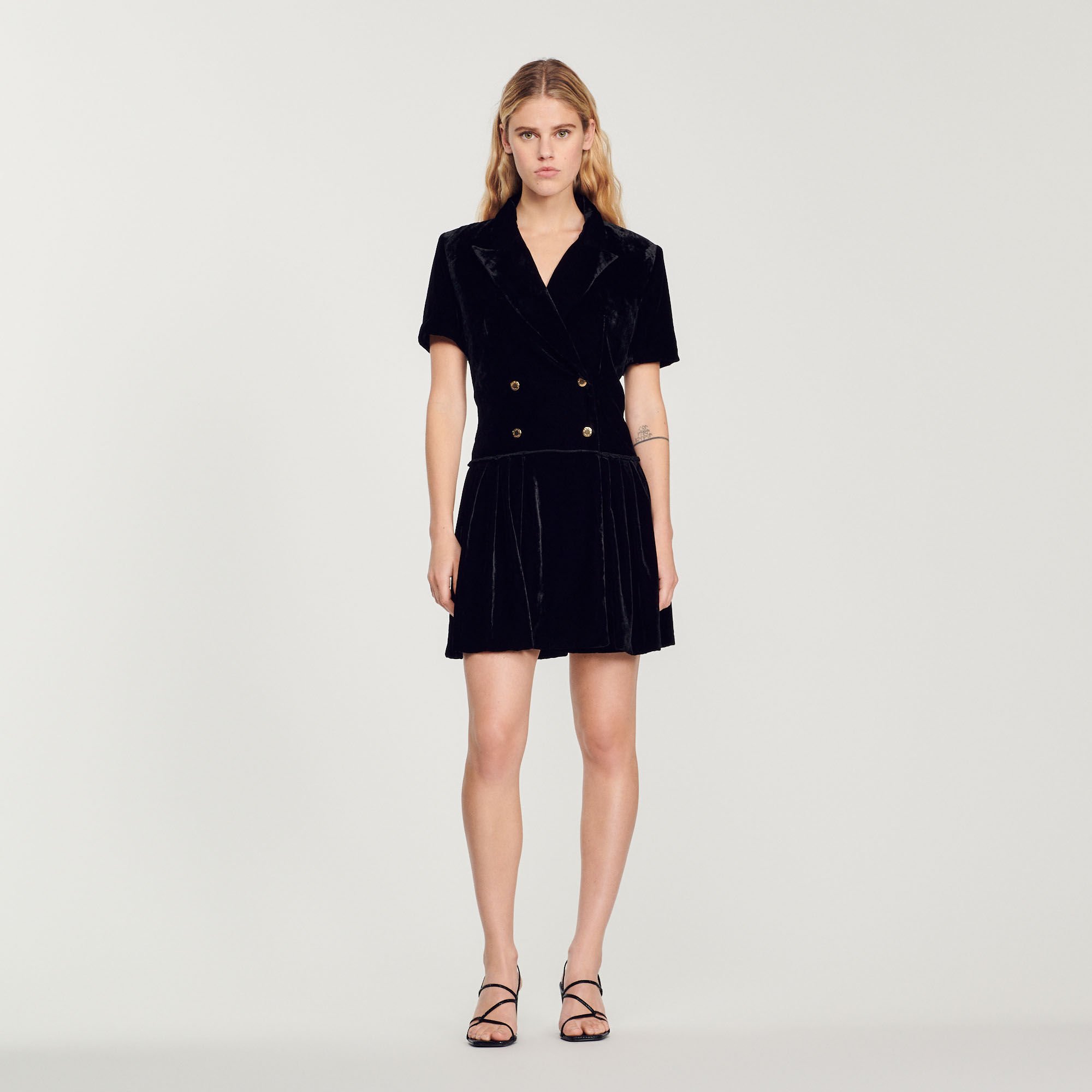 Short velvet dress