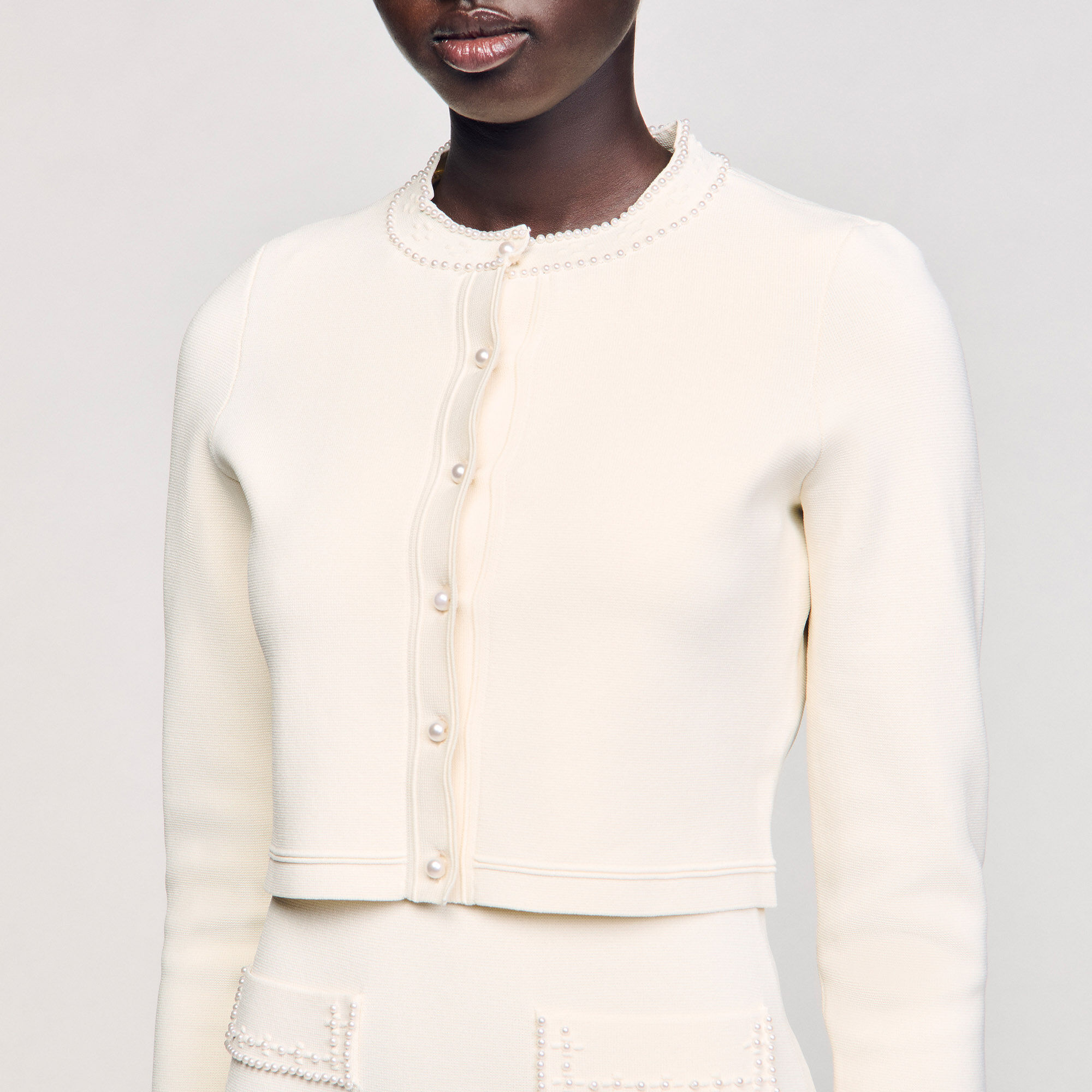 Cropped cardigan with peal buttons