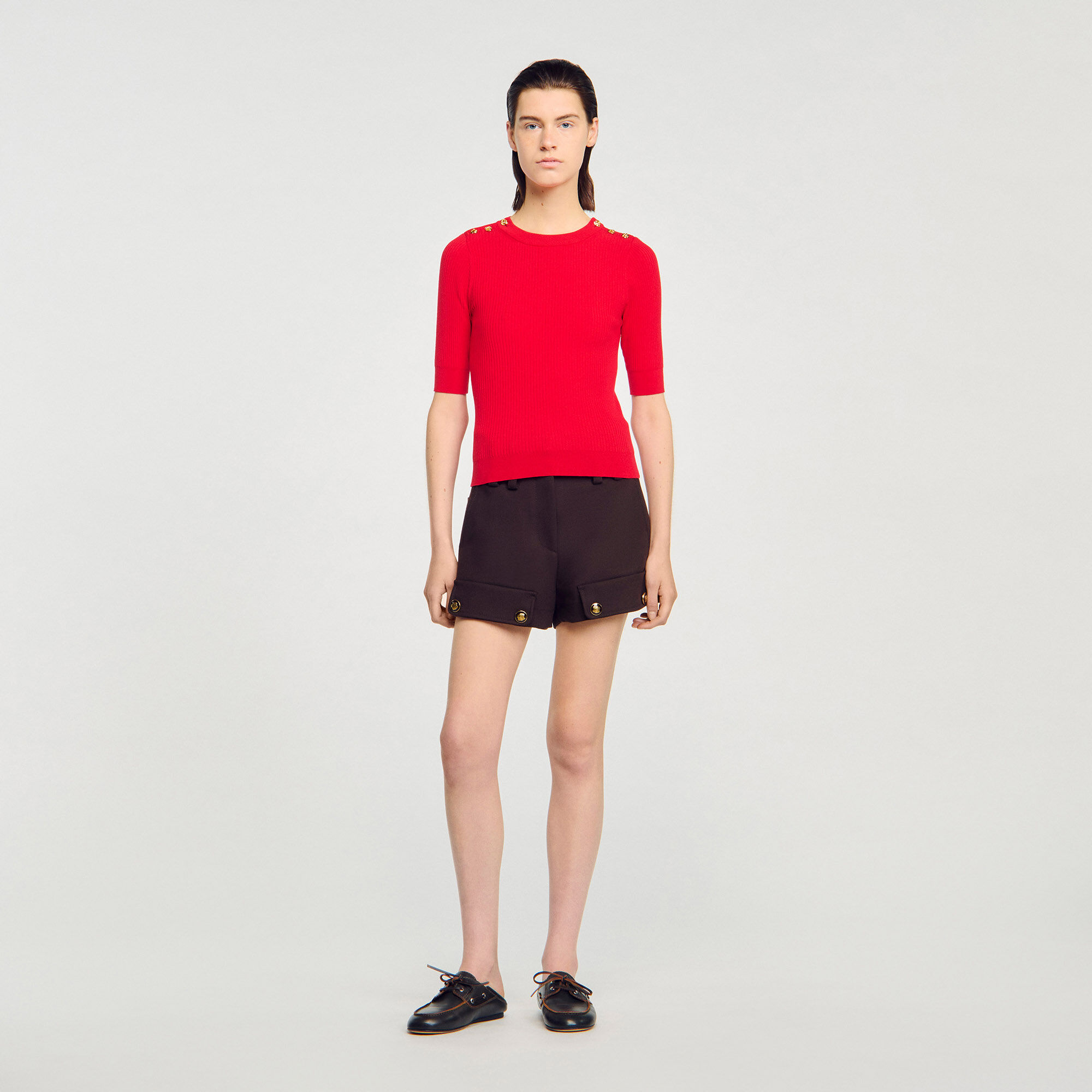 Short-sleeve ribbed jumper