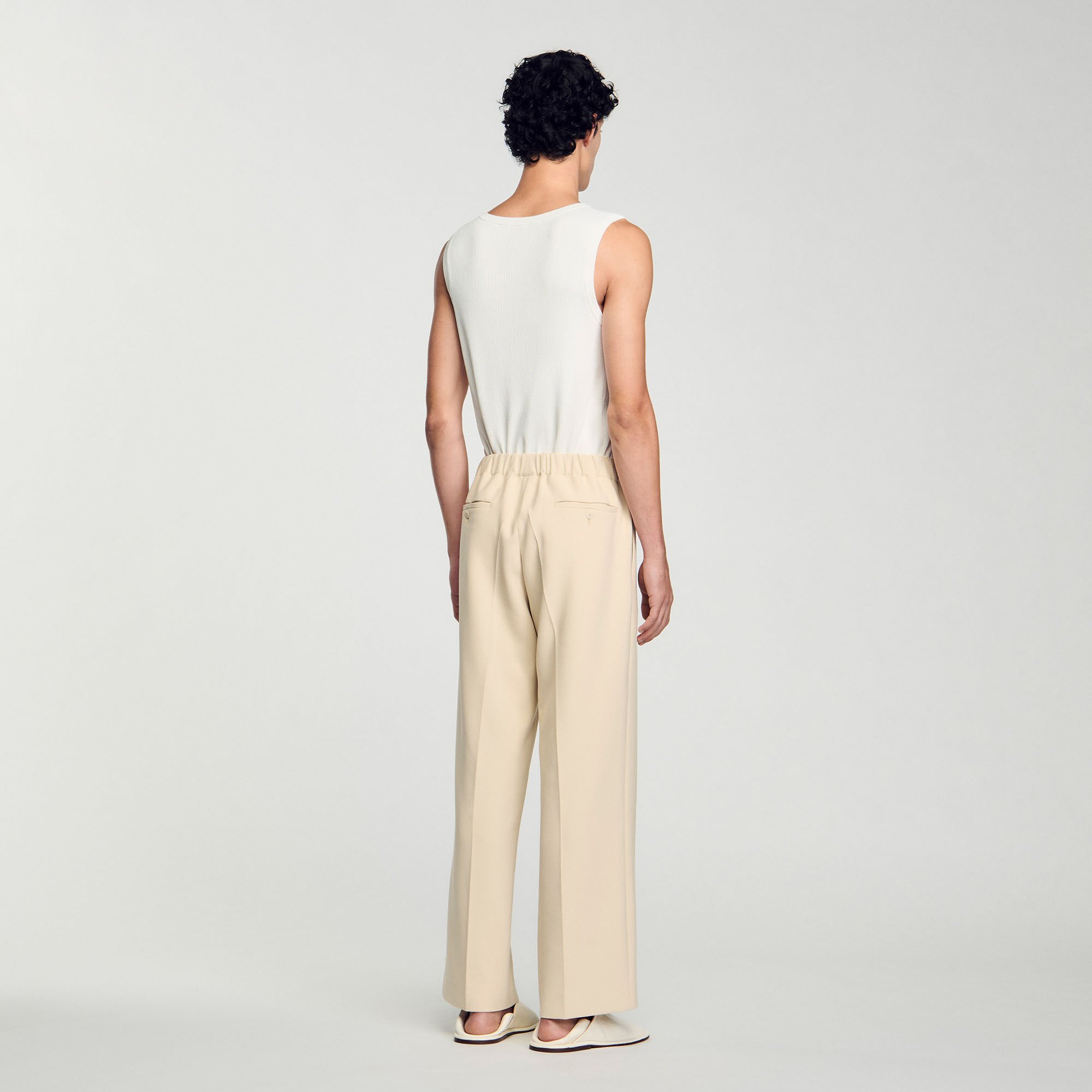 Wide-leg trousers