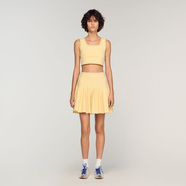 Short knit skater skirt