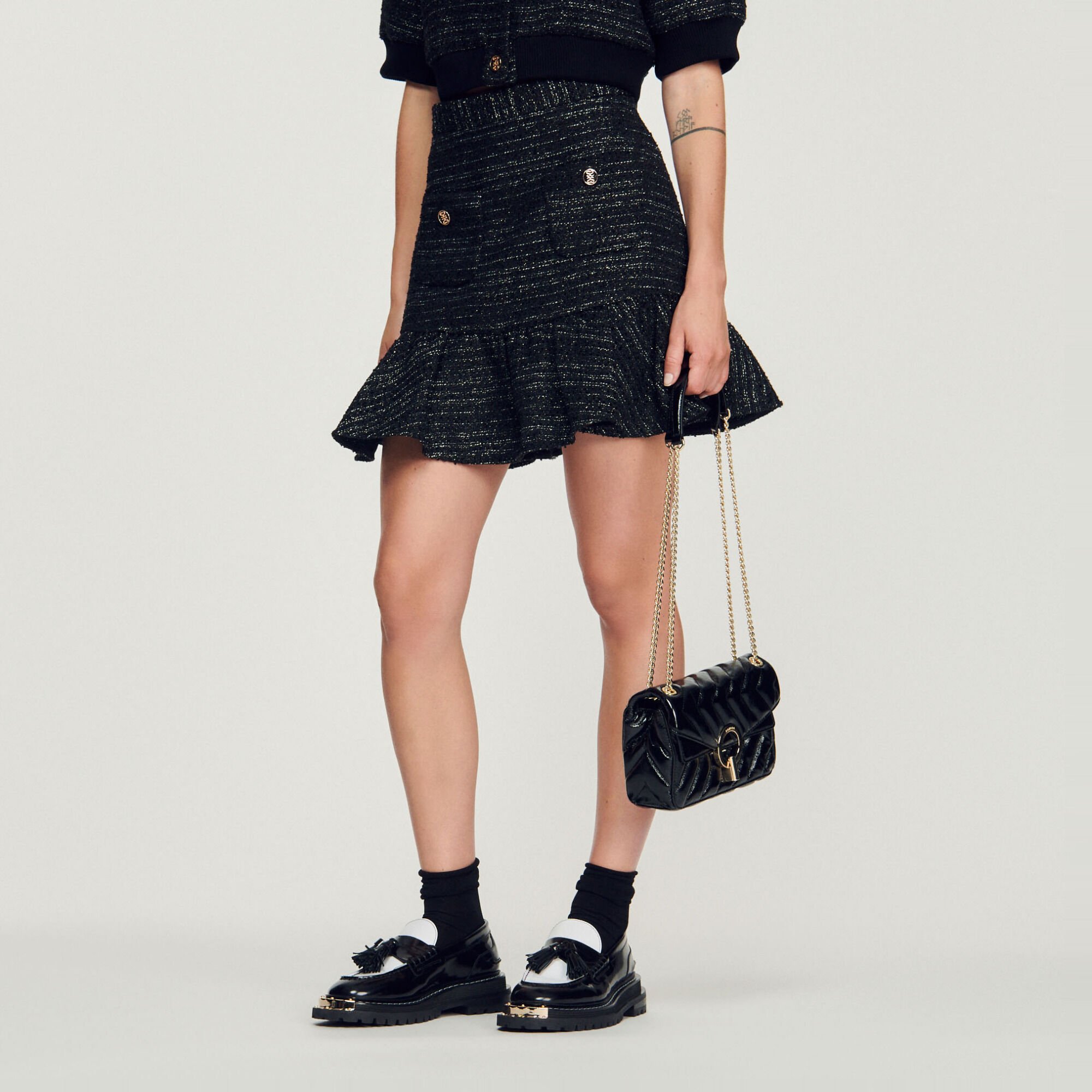 Short tweed ruffled skirt