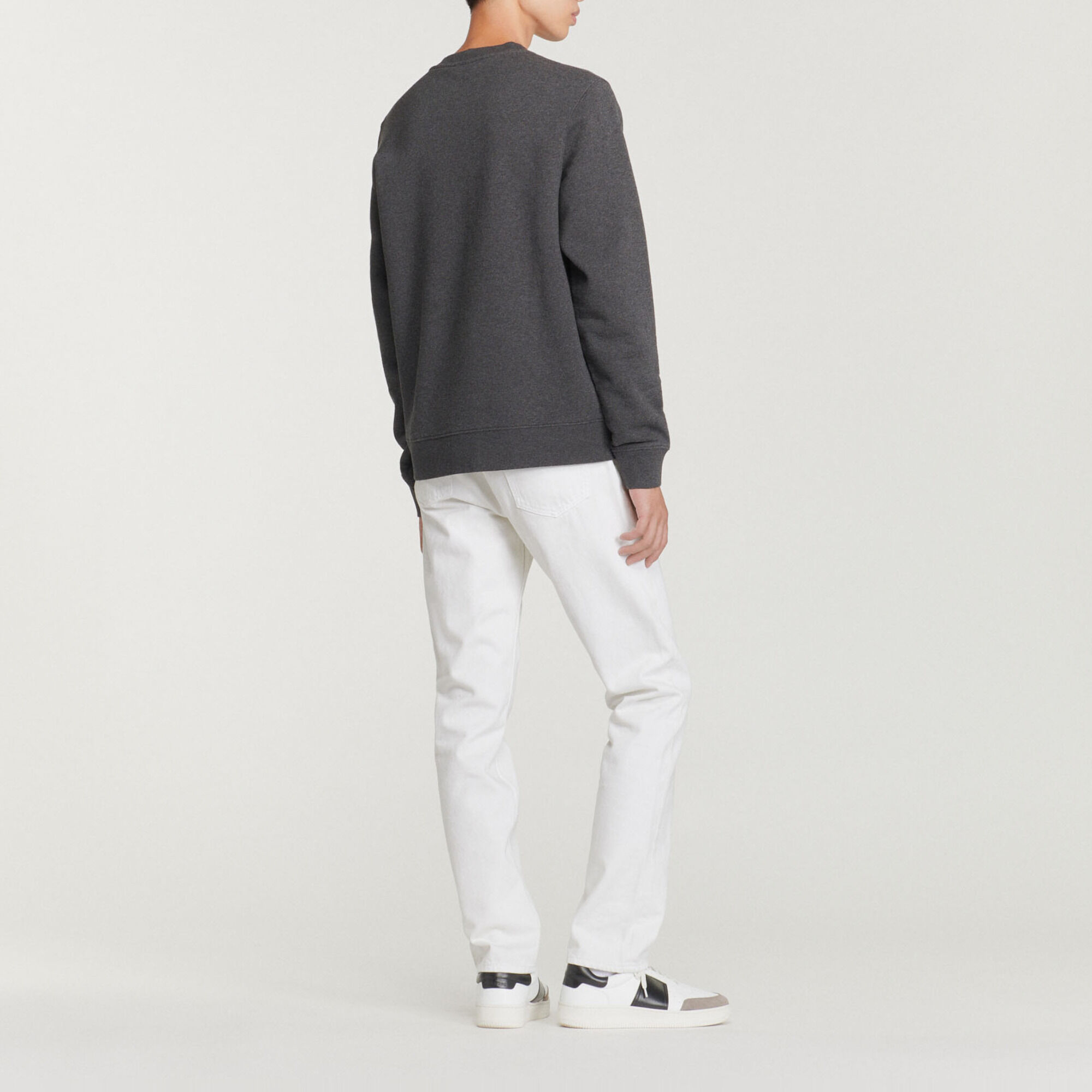 Round neck sweatshirt