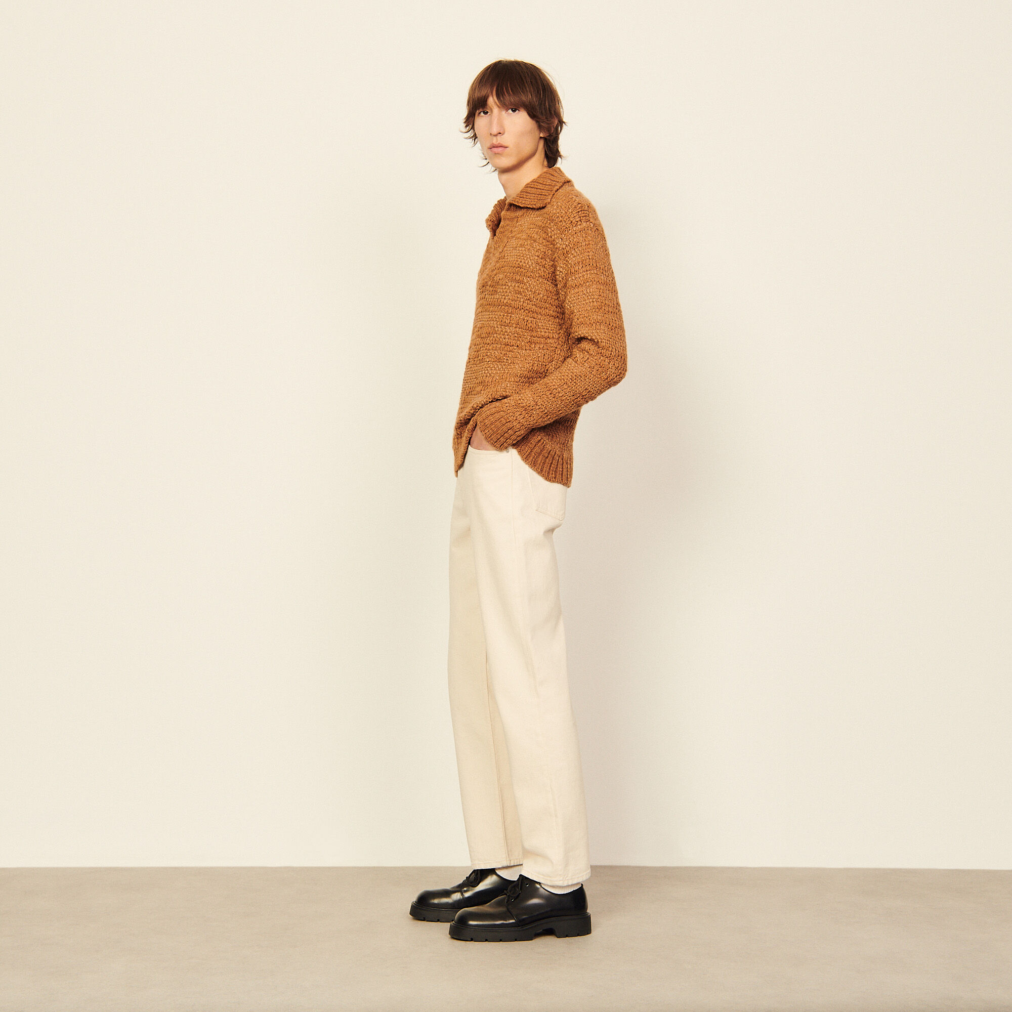 Hand-knitted effect polo sweater