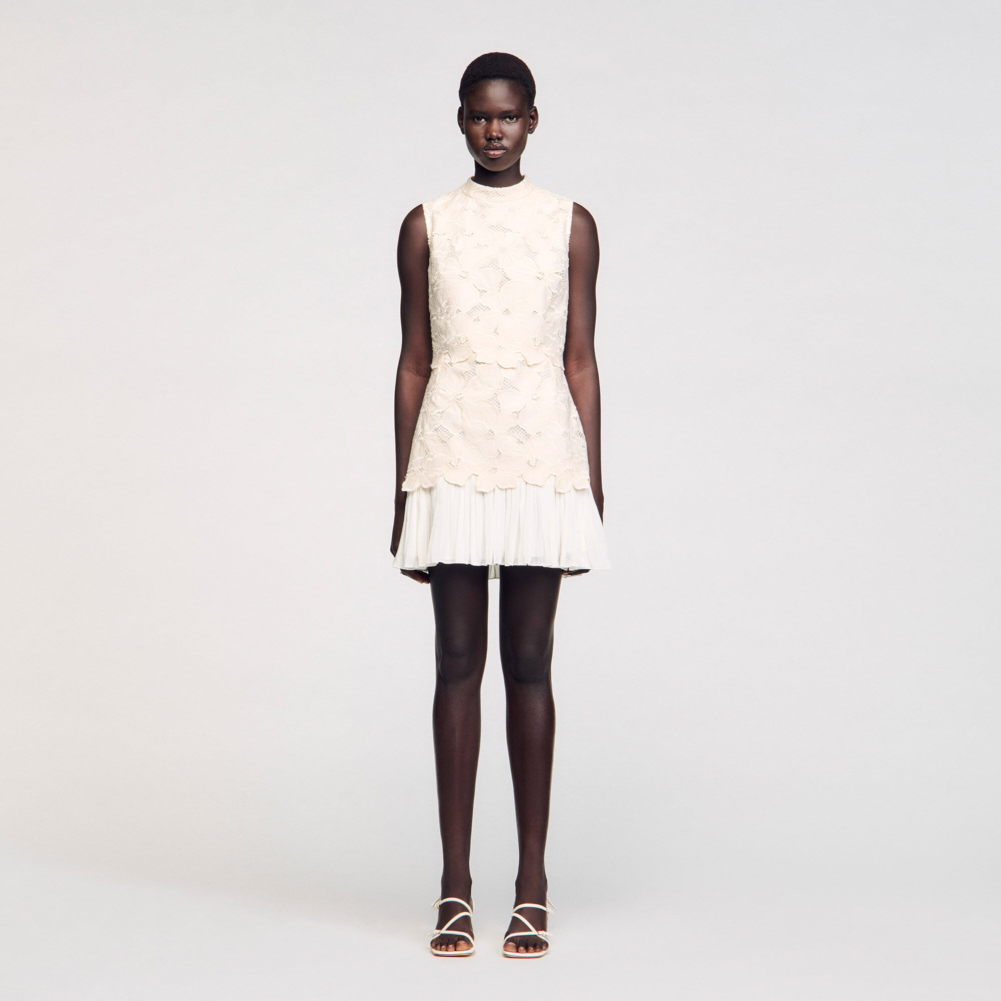 Short guipure dress