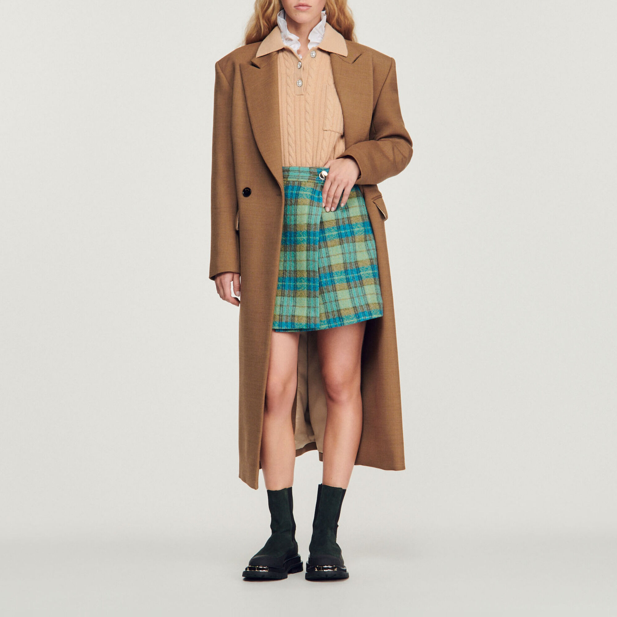 Short wraparound skirt