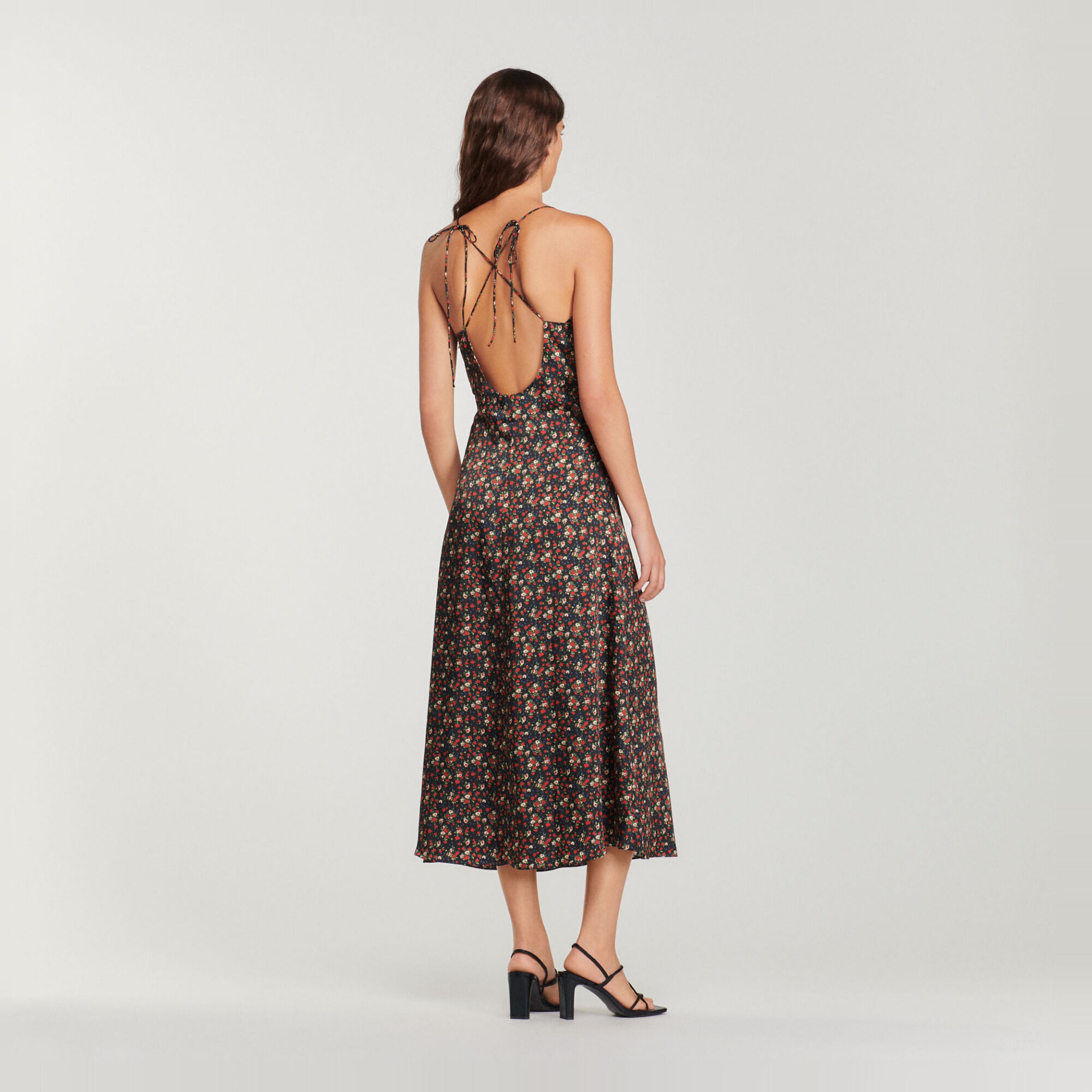 Long dress with narrow straps