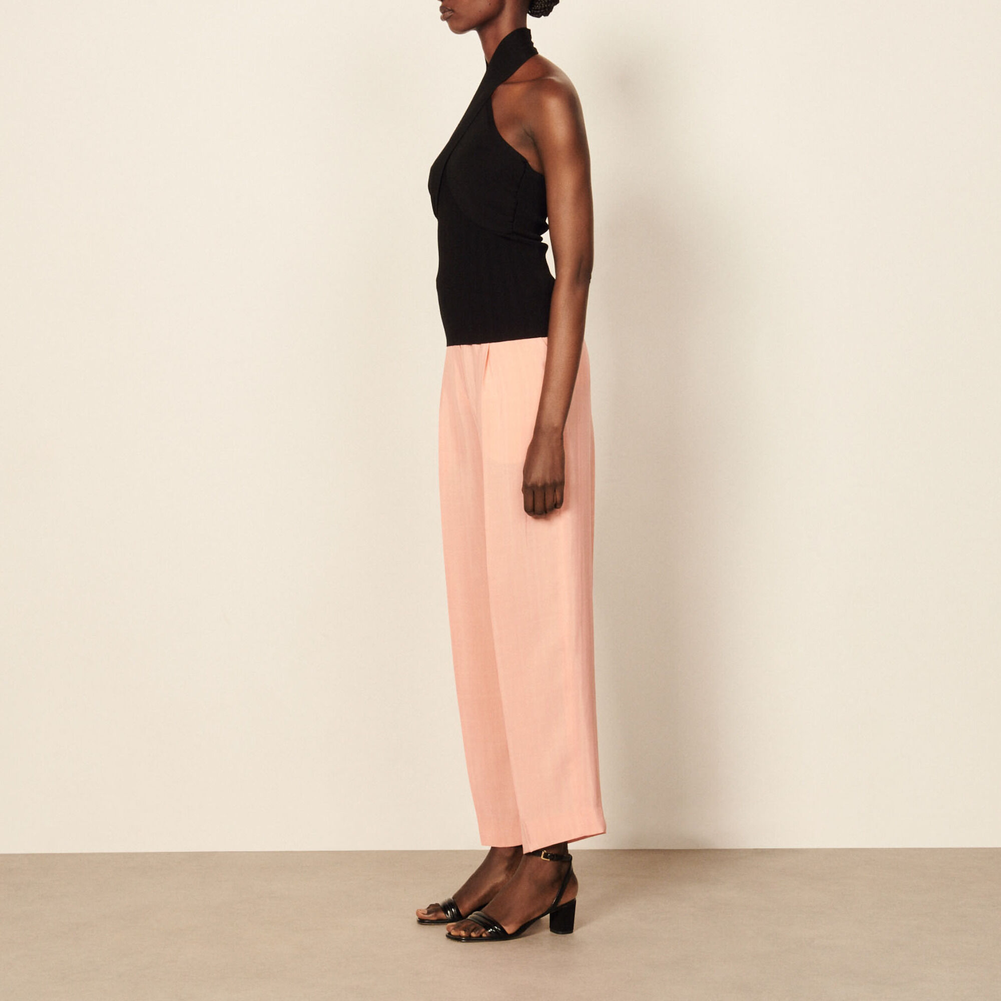 Backless crossover top