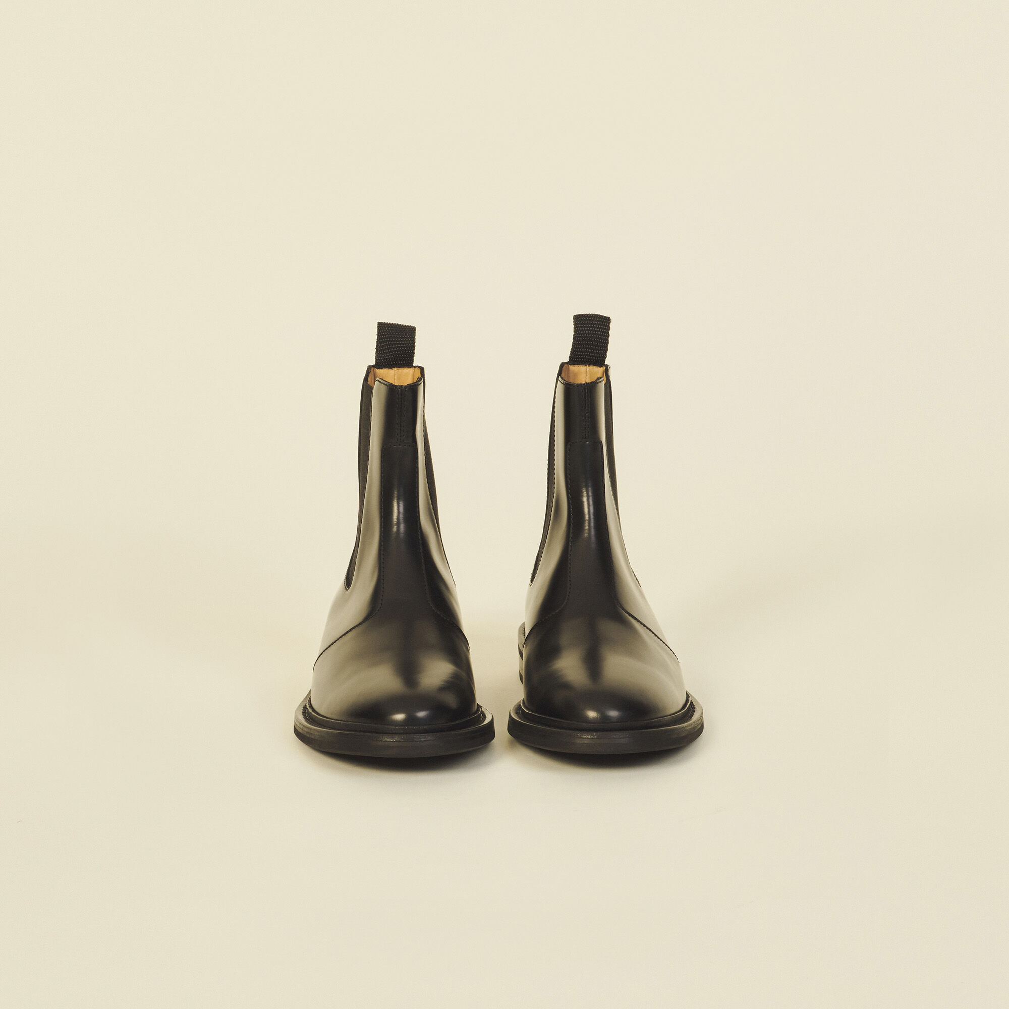 Smooth leather boots