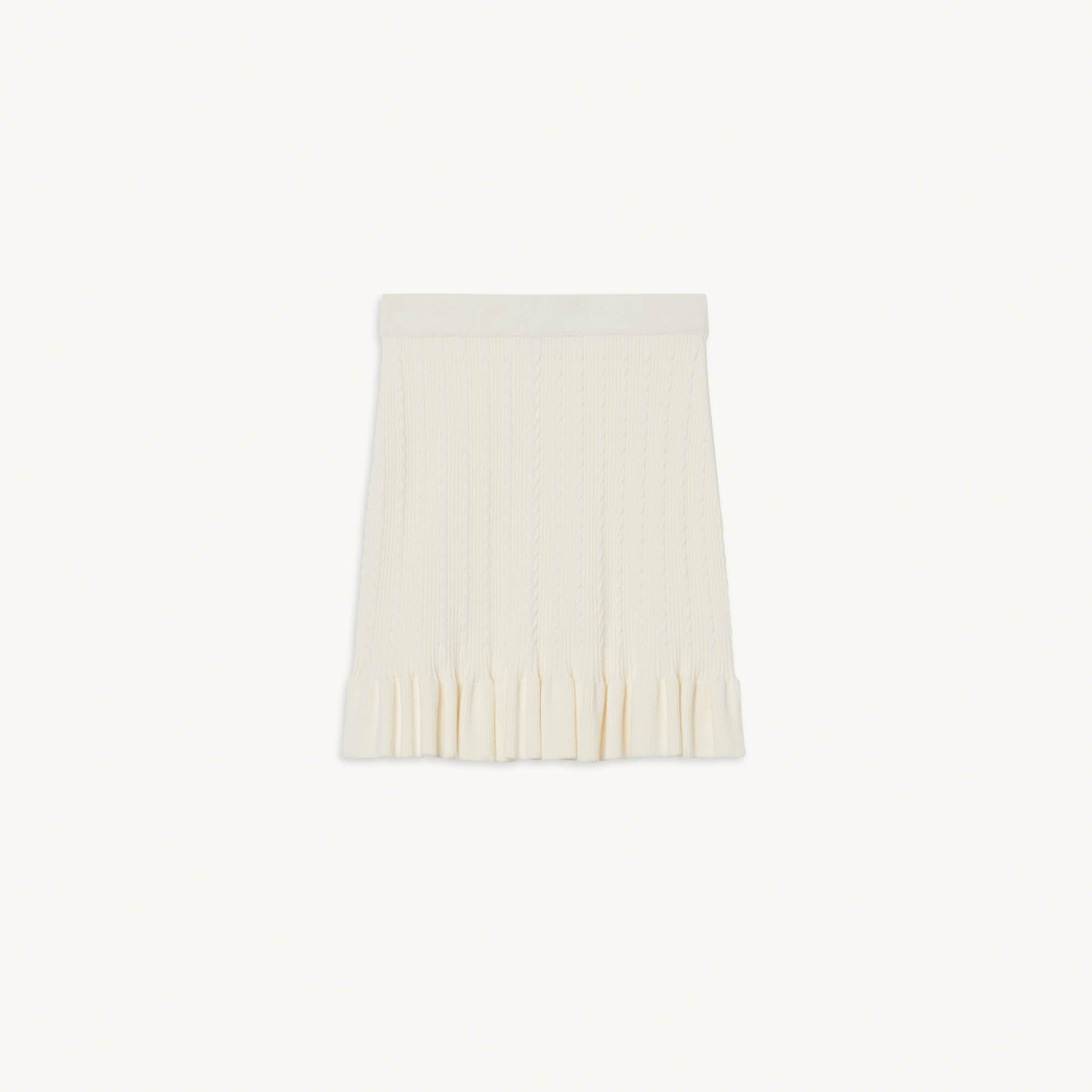 Short knitted skirt