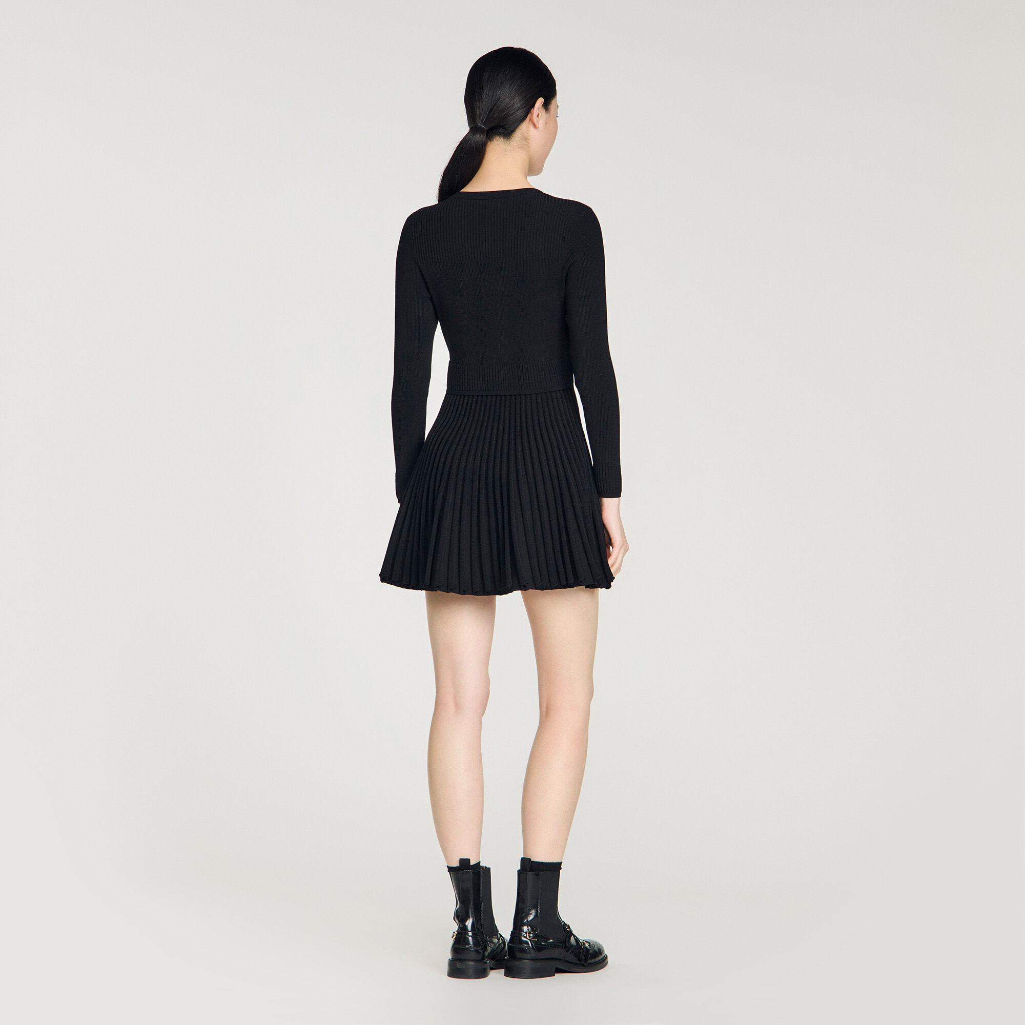 Pleated knit short dress