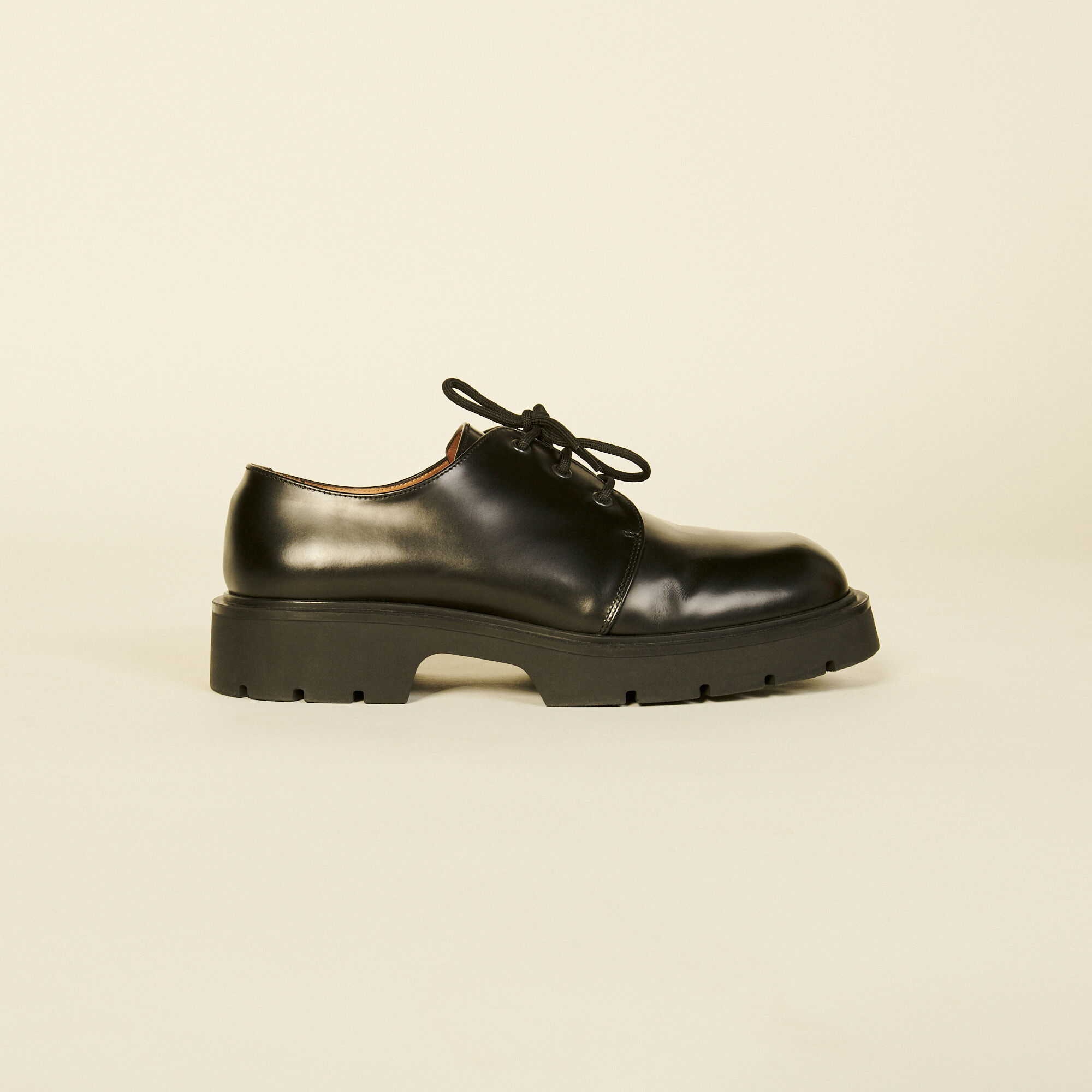 Derby shoes with chunky soles