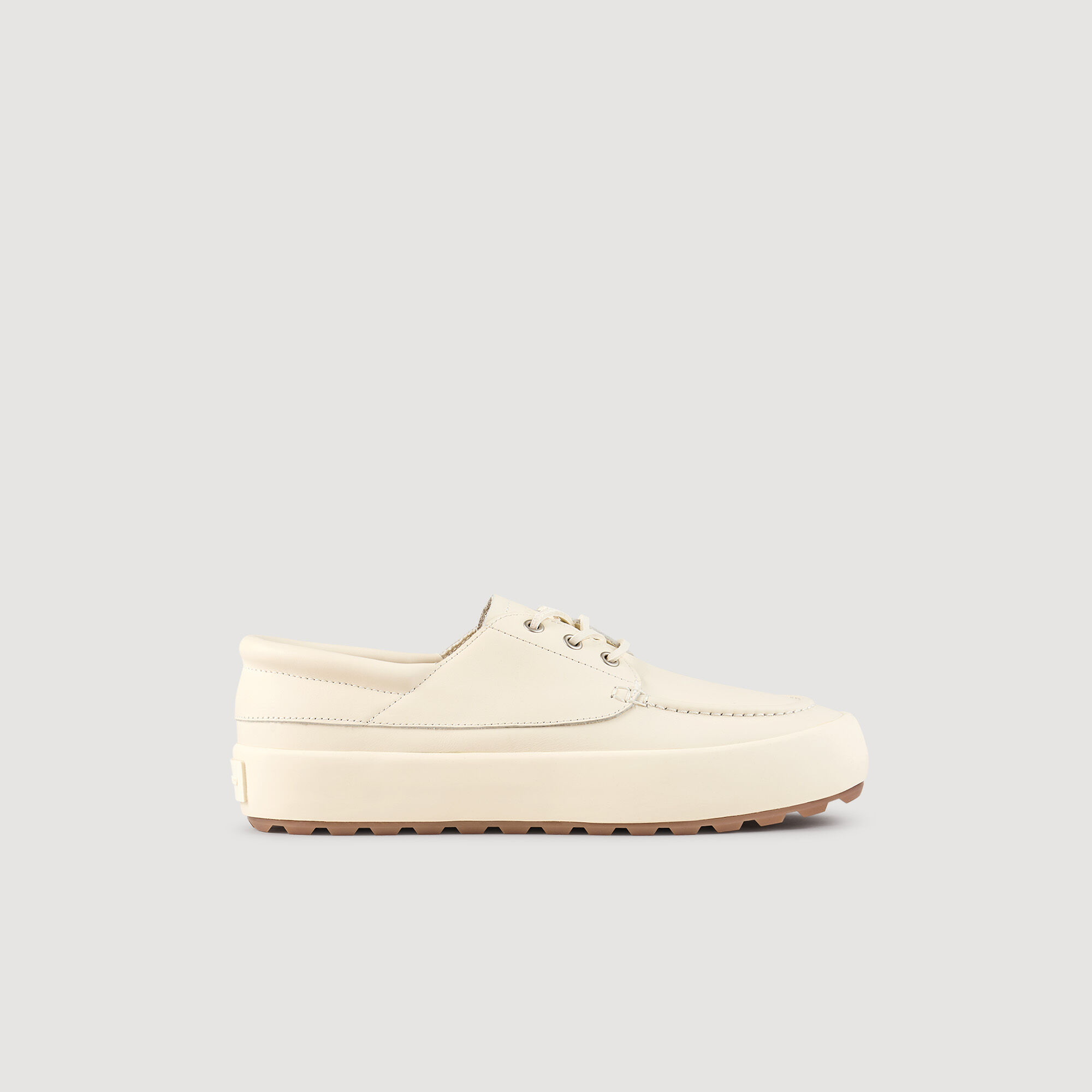 Leather boat shoes