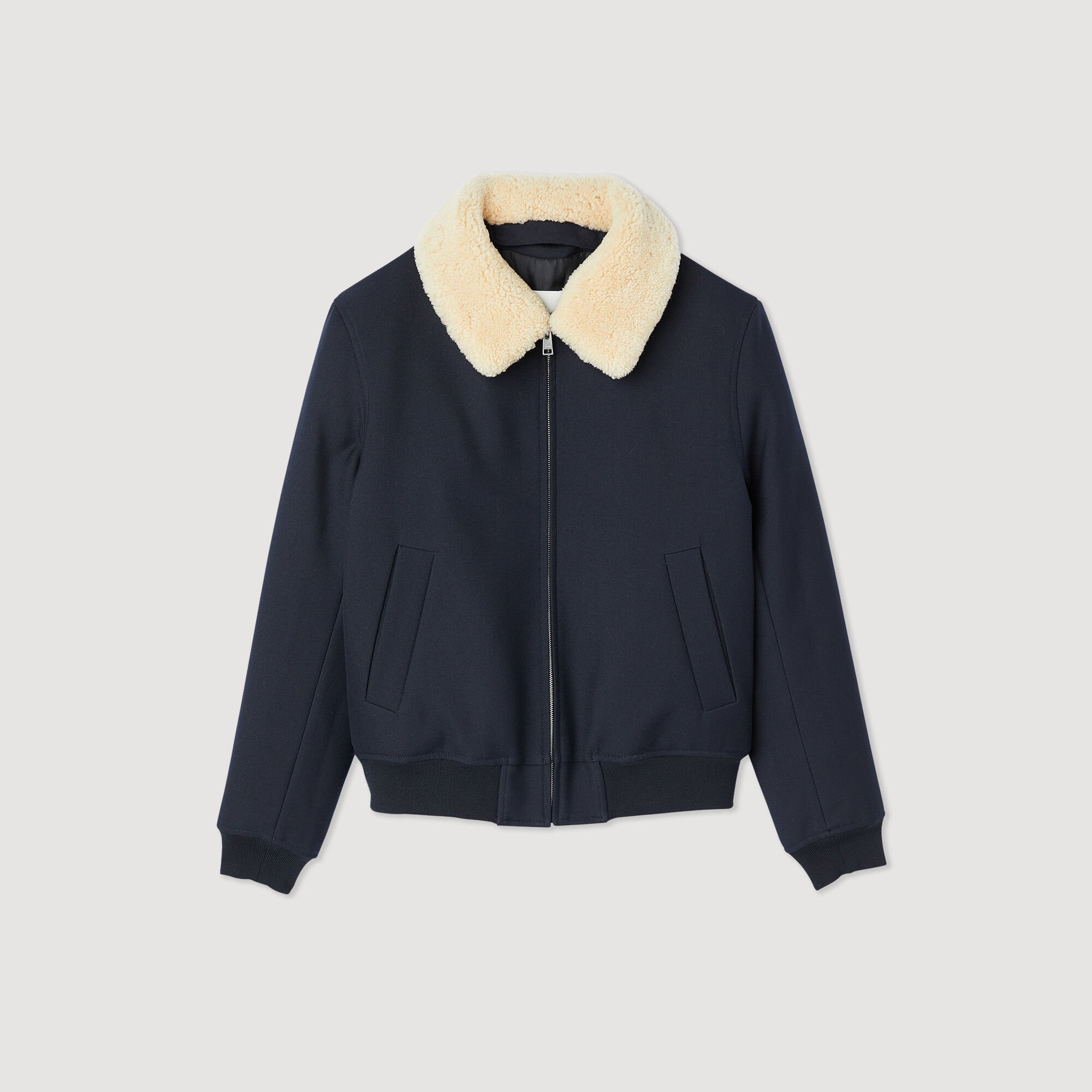 Jacket with removable collar