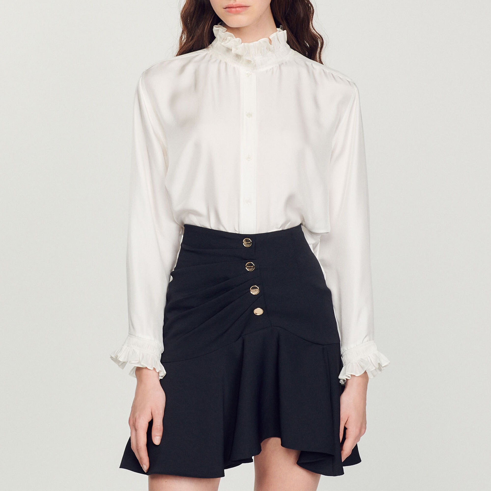Short asymmetric skirt