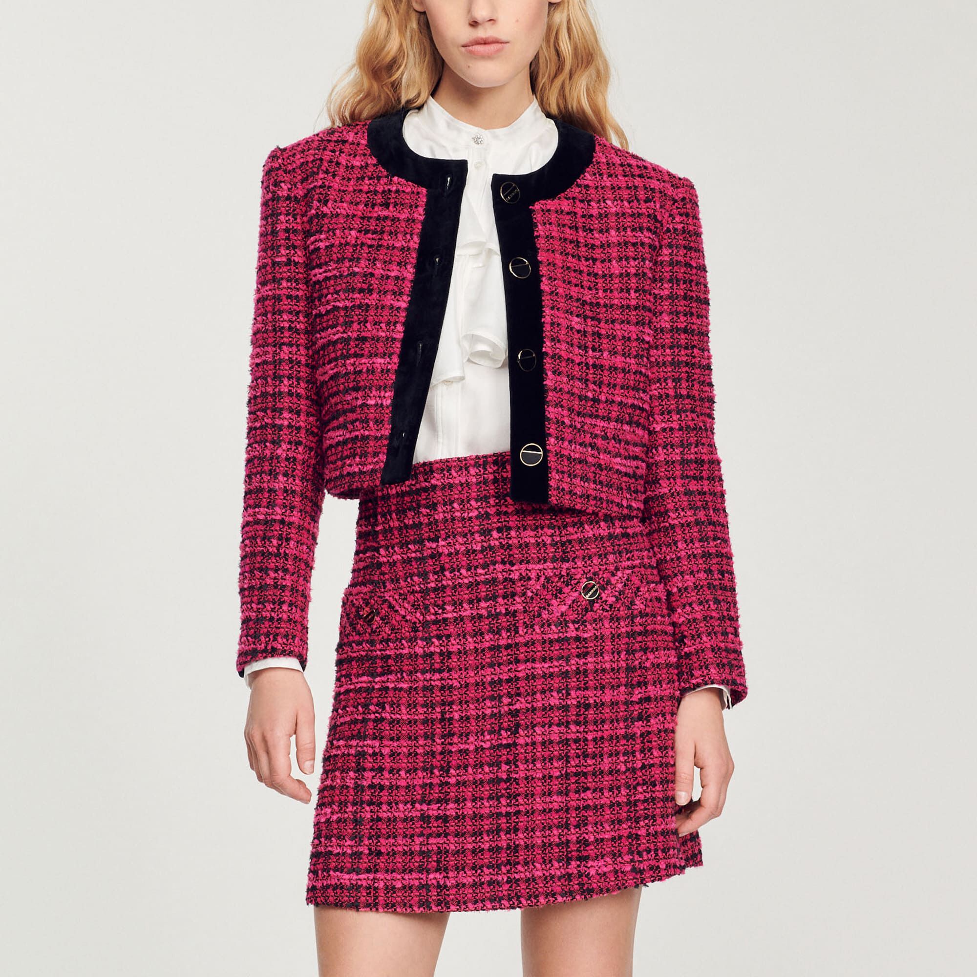 Short tweed skirt