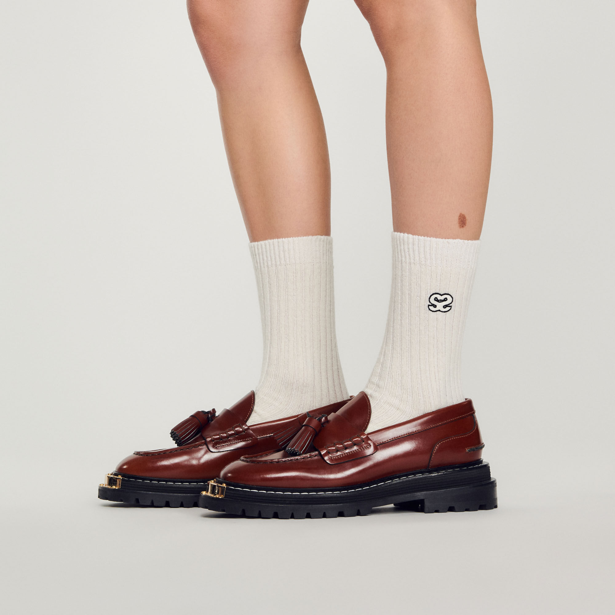 Ribbed knit socks