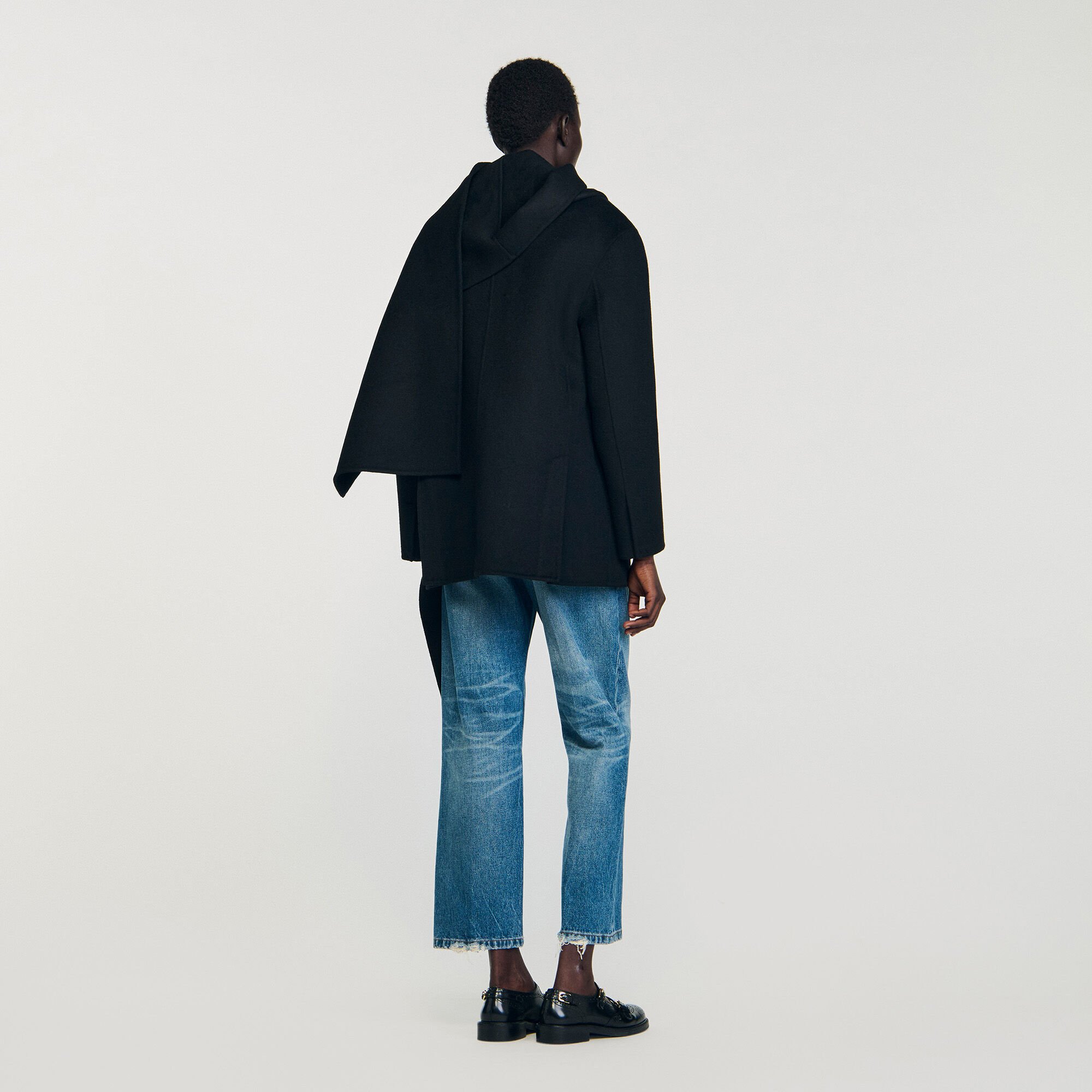 Short coat with integrated scarf