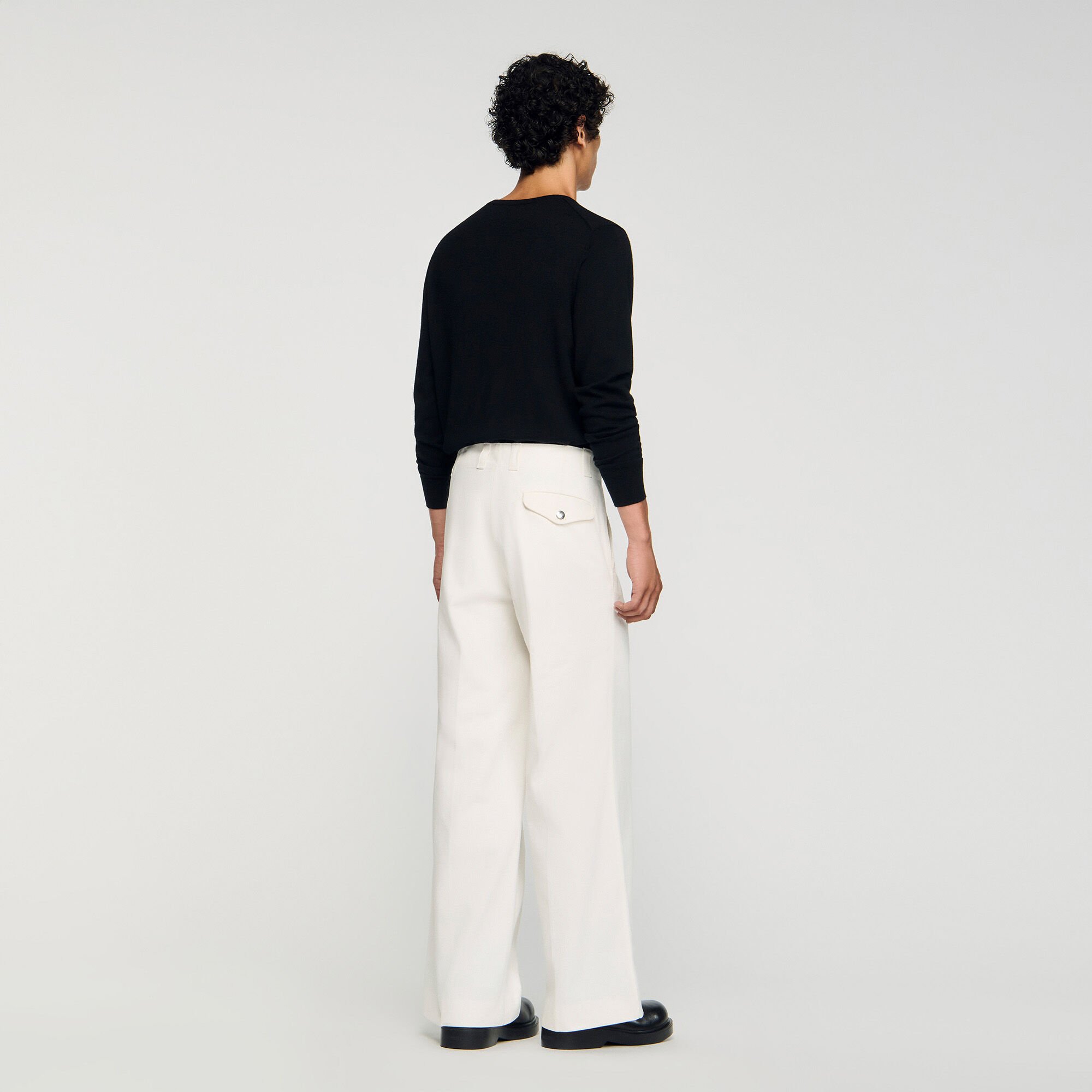 Wide-leg trousers