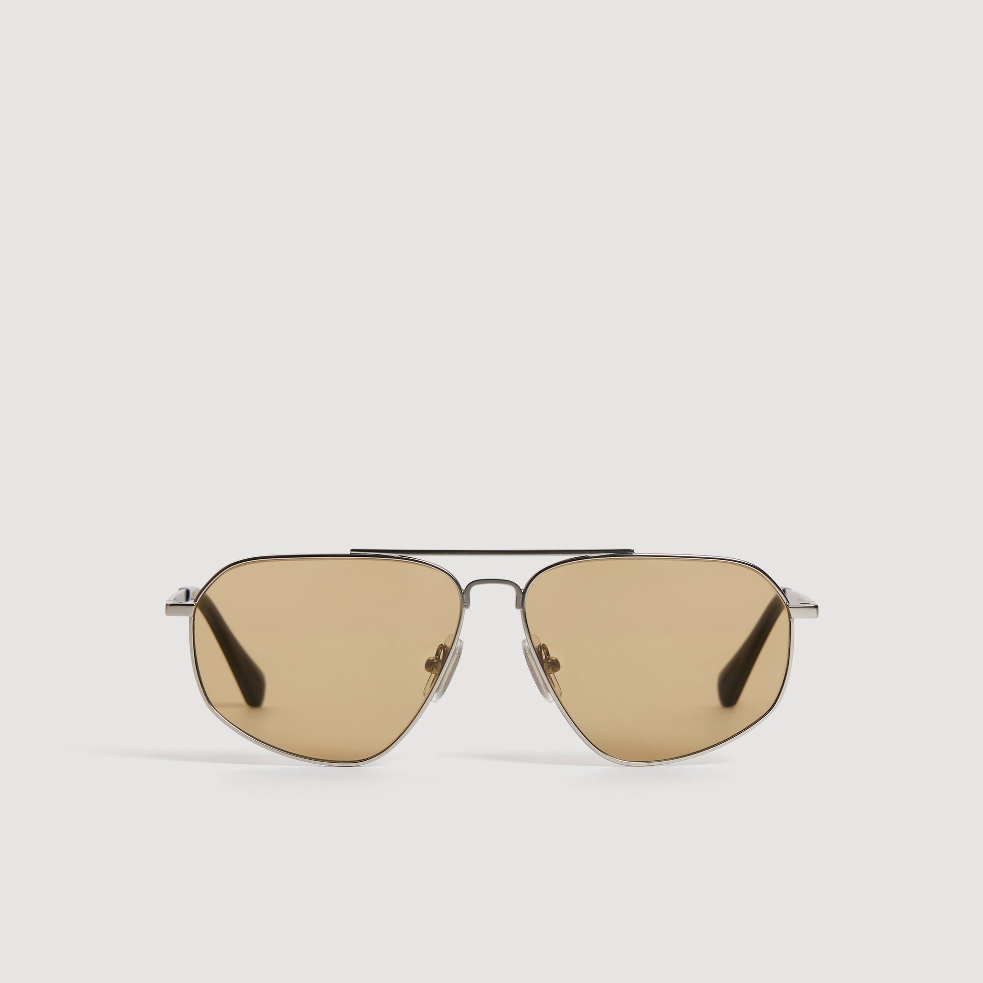 Metal aviator sunglasses