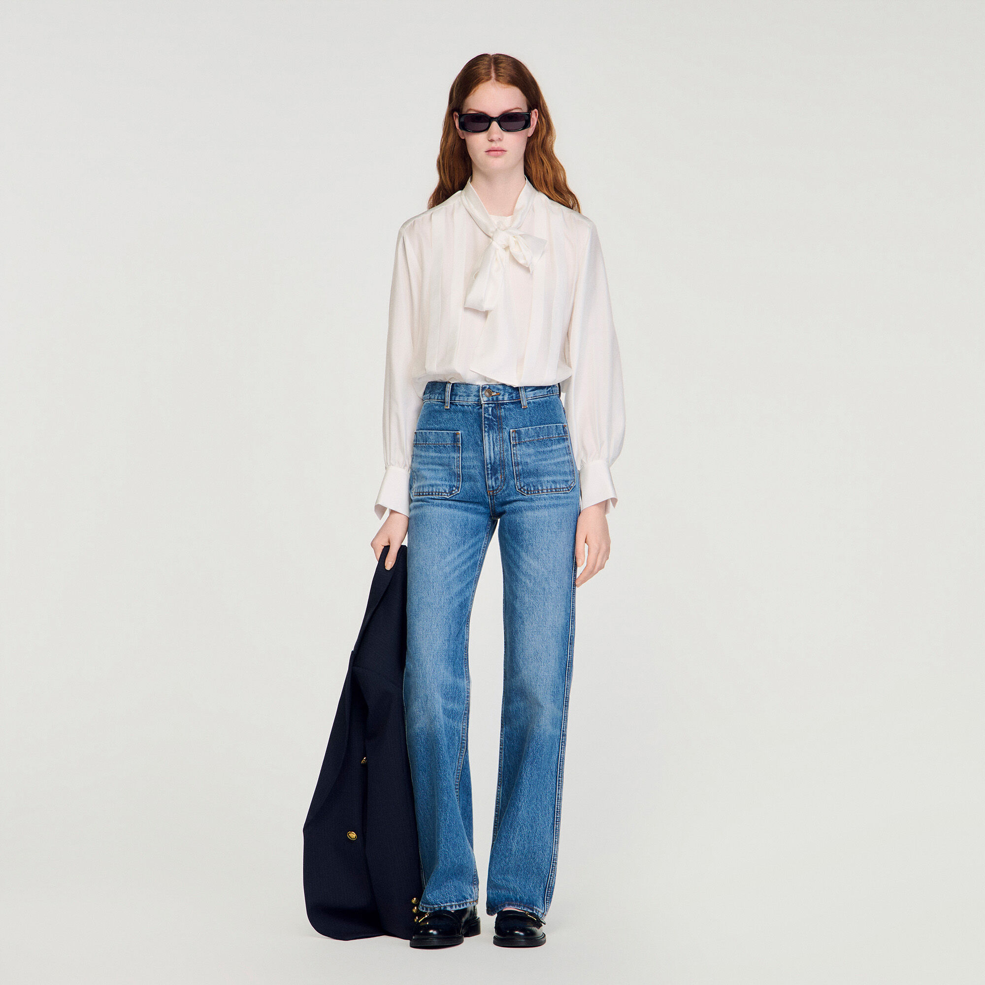 Silk lavalli&egrave;re shirt