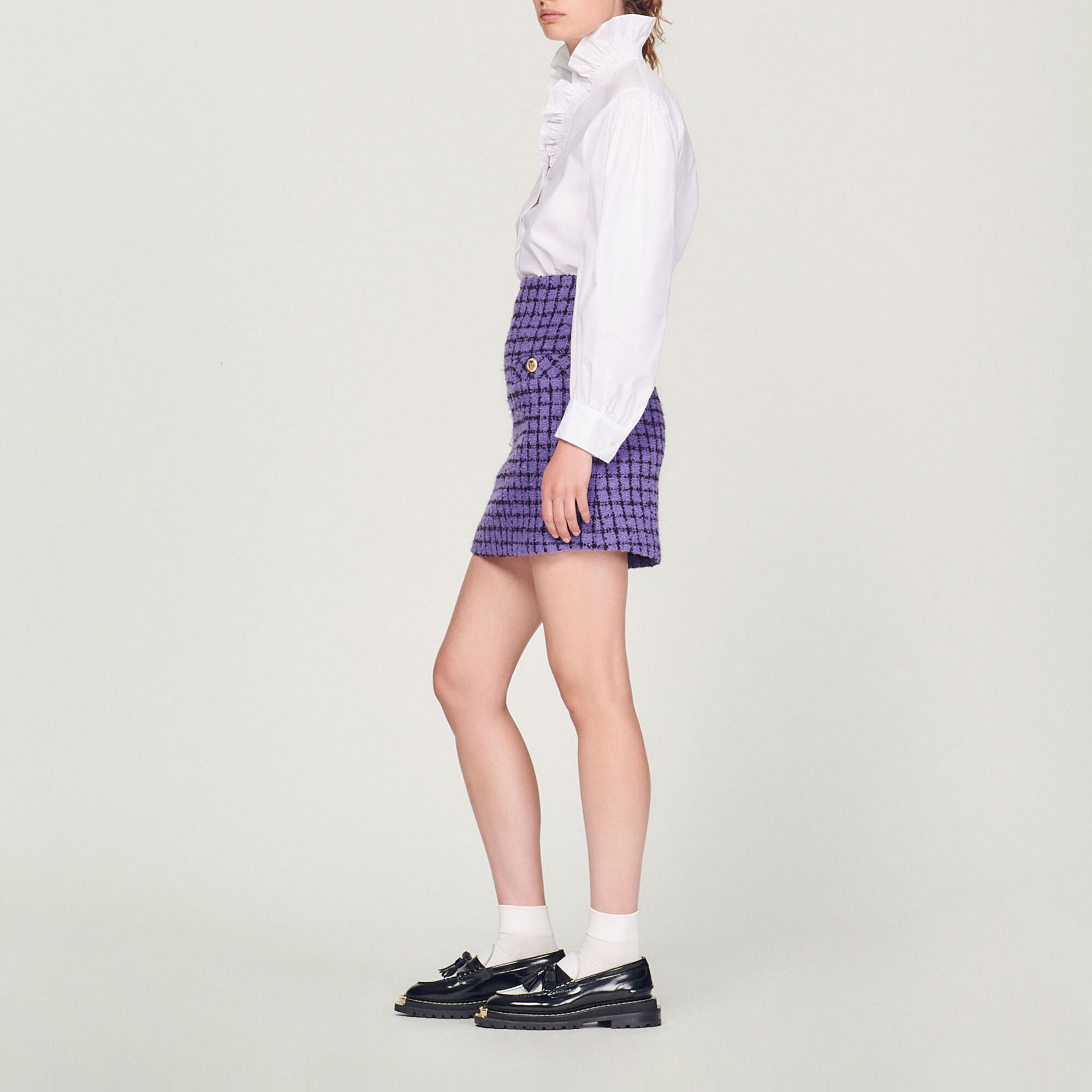 Short tweed skirt