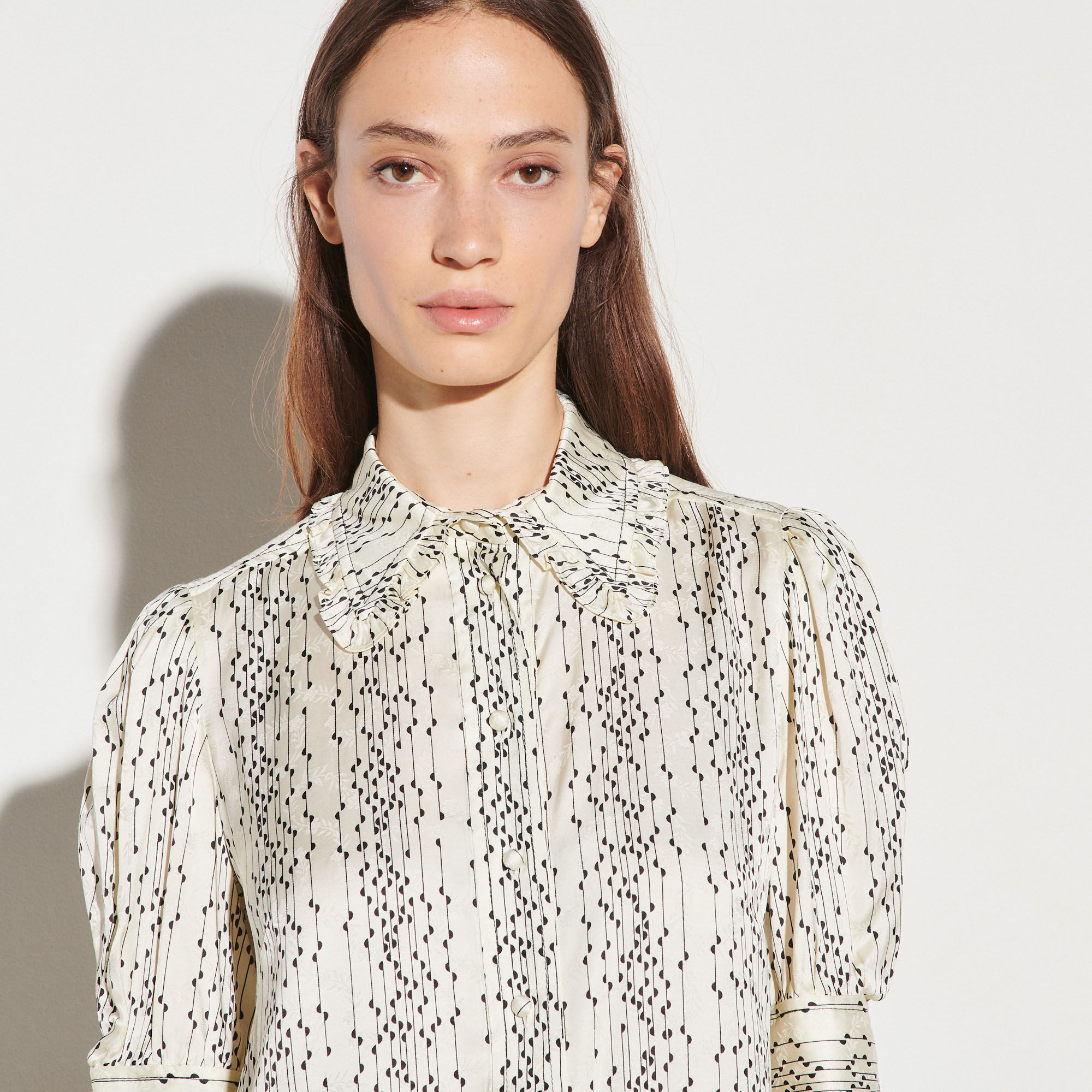 Short-sleeved printed shirt