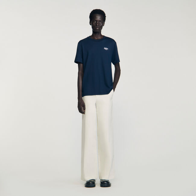 T-shirt with appliqué logo