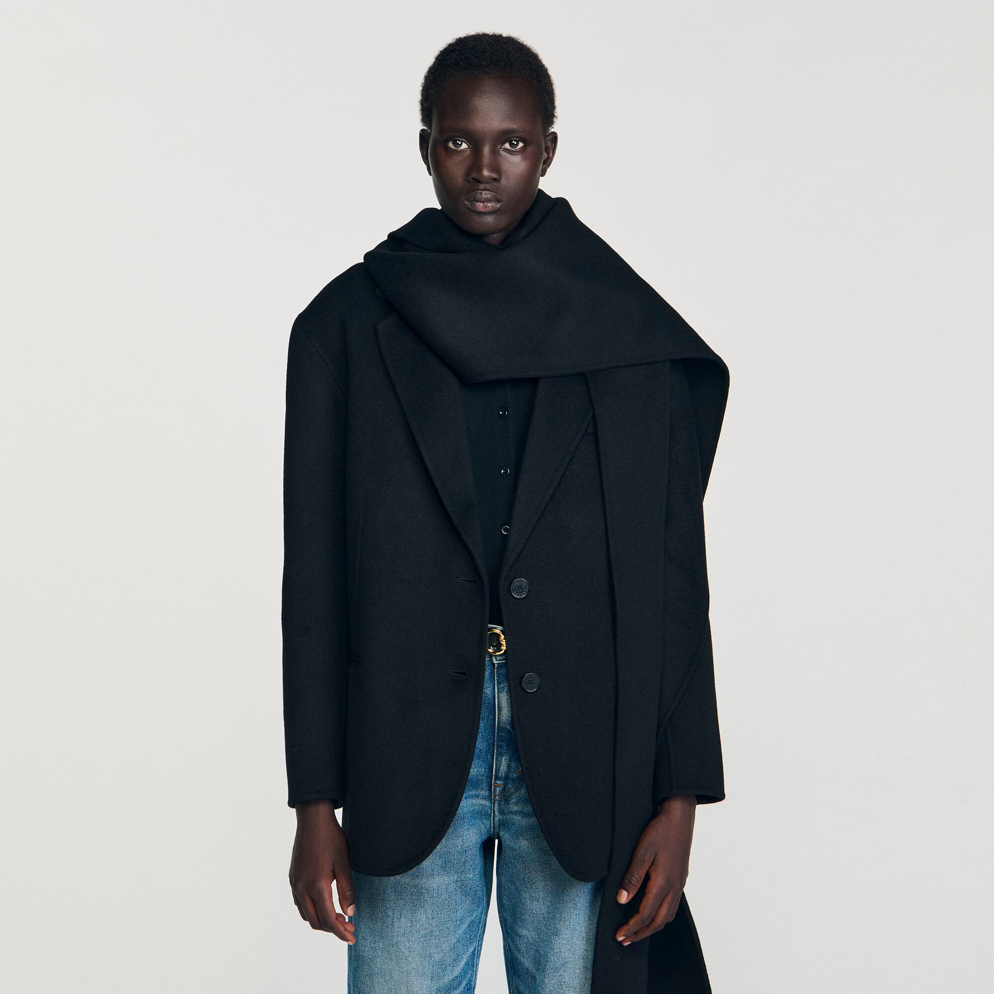 Short coat with integrated scarf
