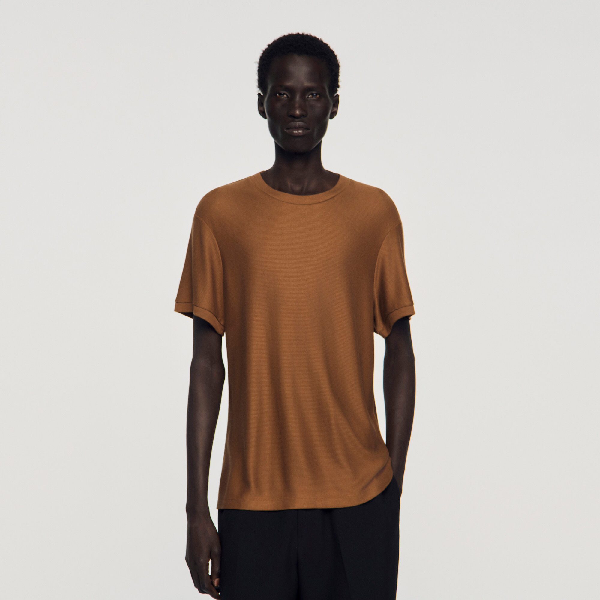Piqu&eacute;-effect T-shirt