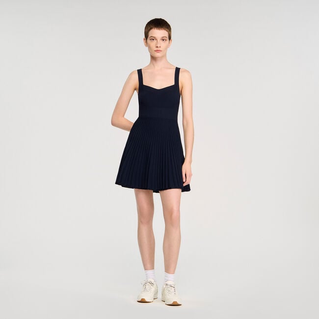 Short knit dress