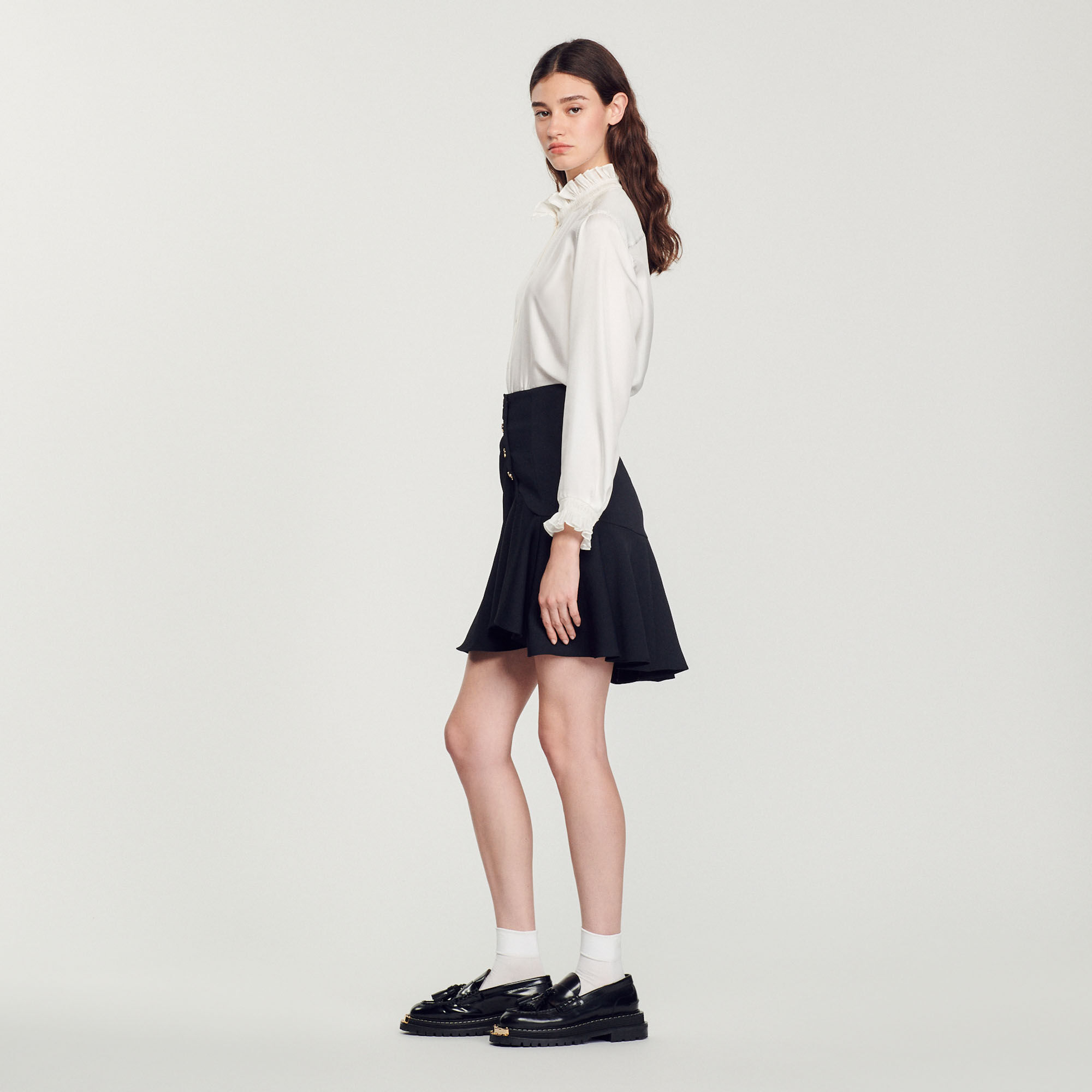 Short asymmetric skirt