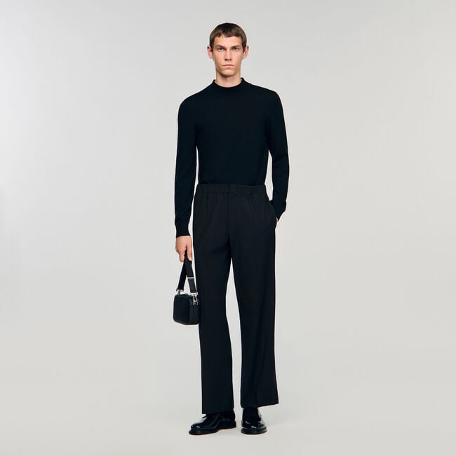 Wide-leg trousers