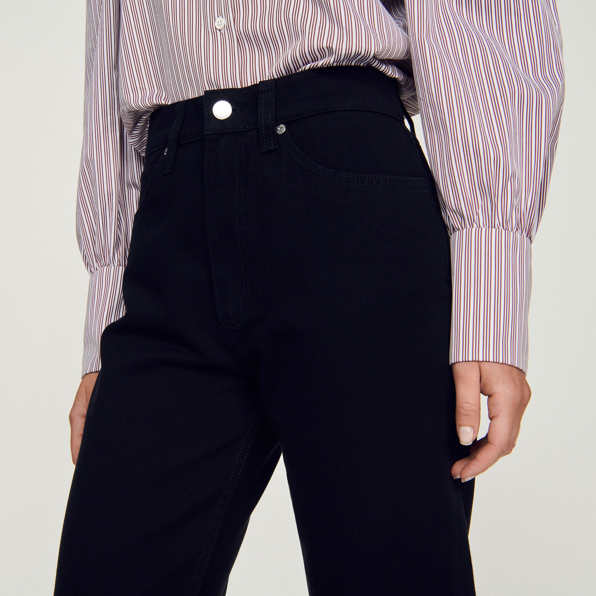 Straight-leg jeans