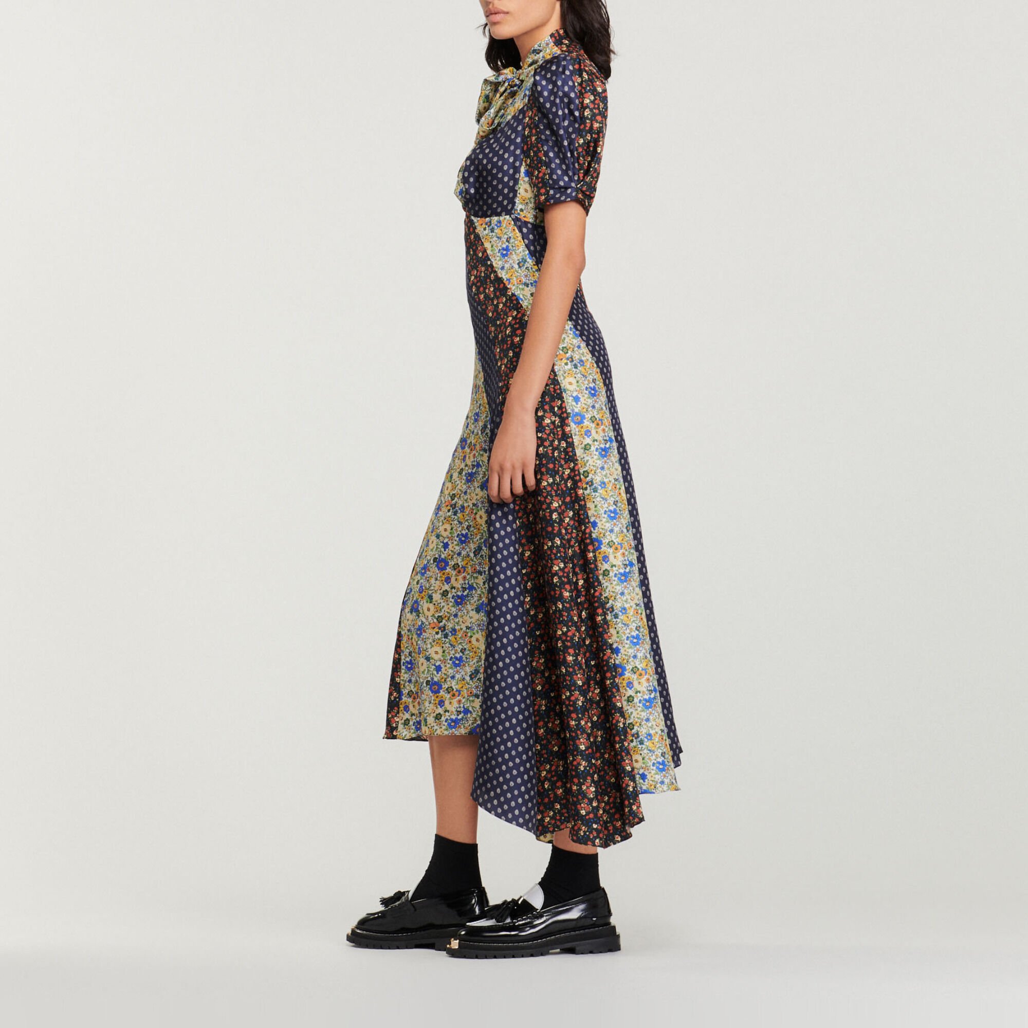 Long printed dress with pussy bow collar