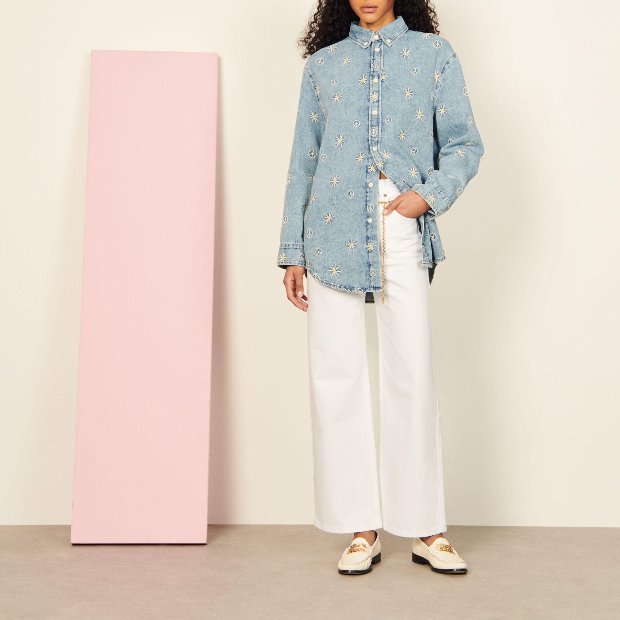 Embroidered shirt