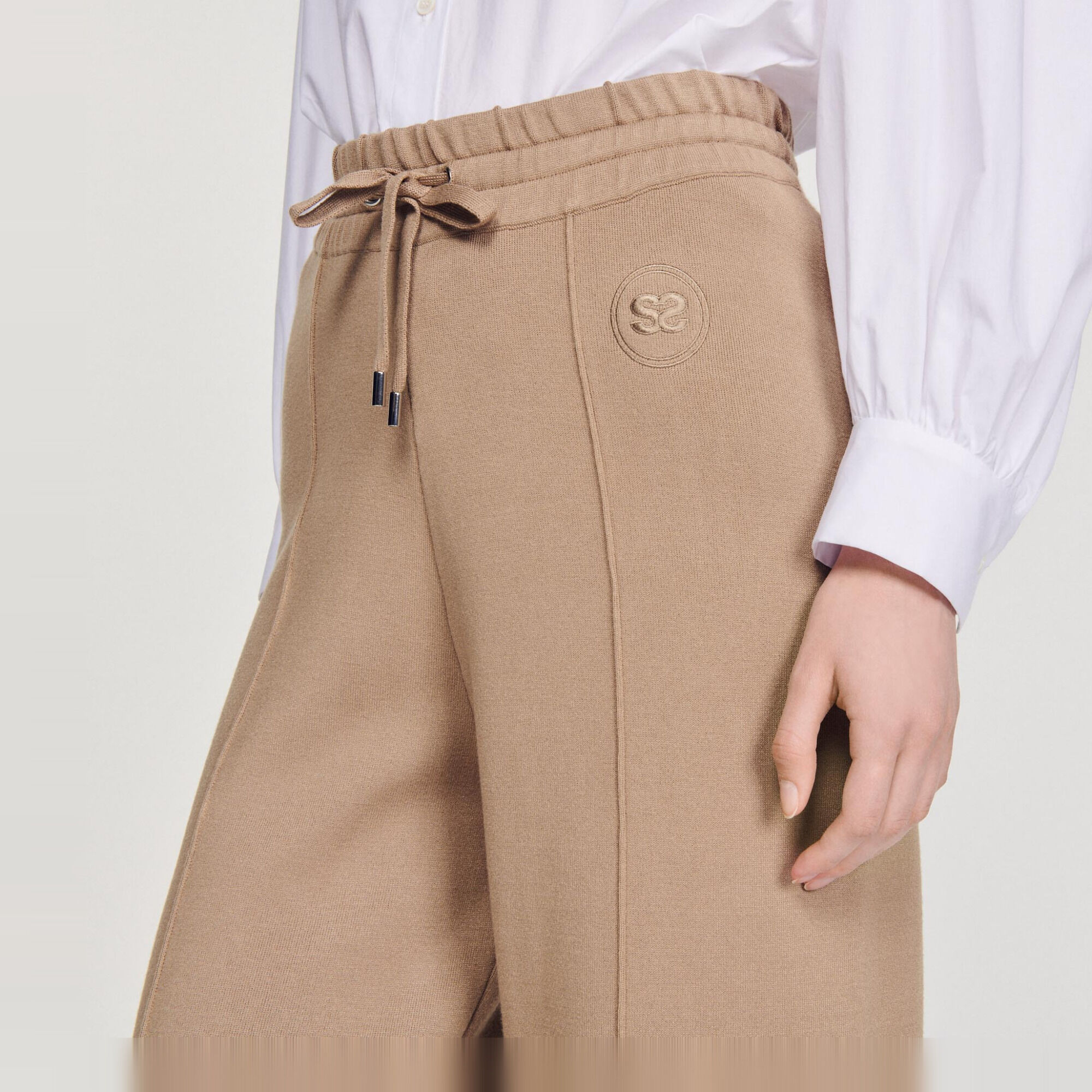 Knitted straight-leg trousers