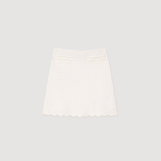 Short pearl bead knit skirt