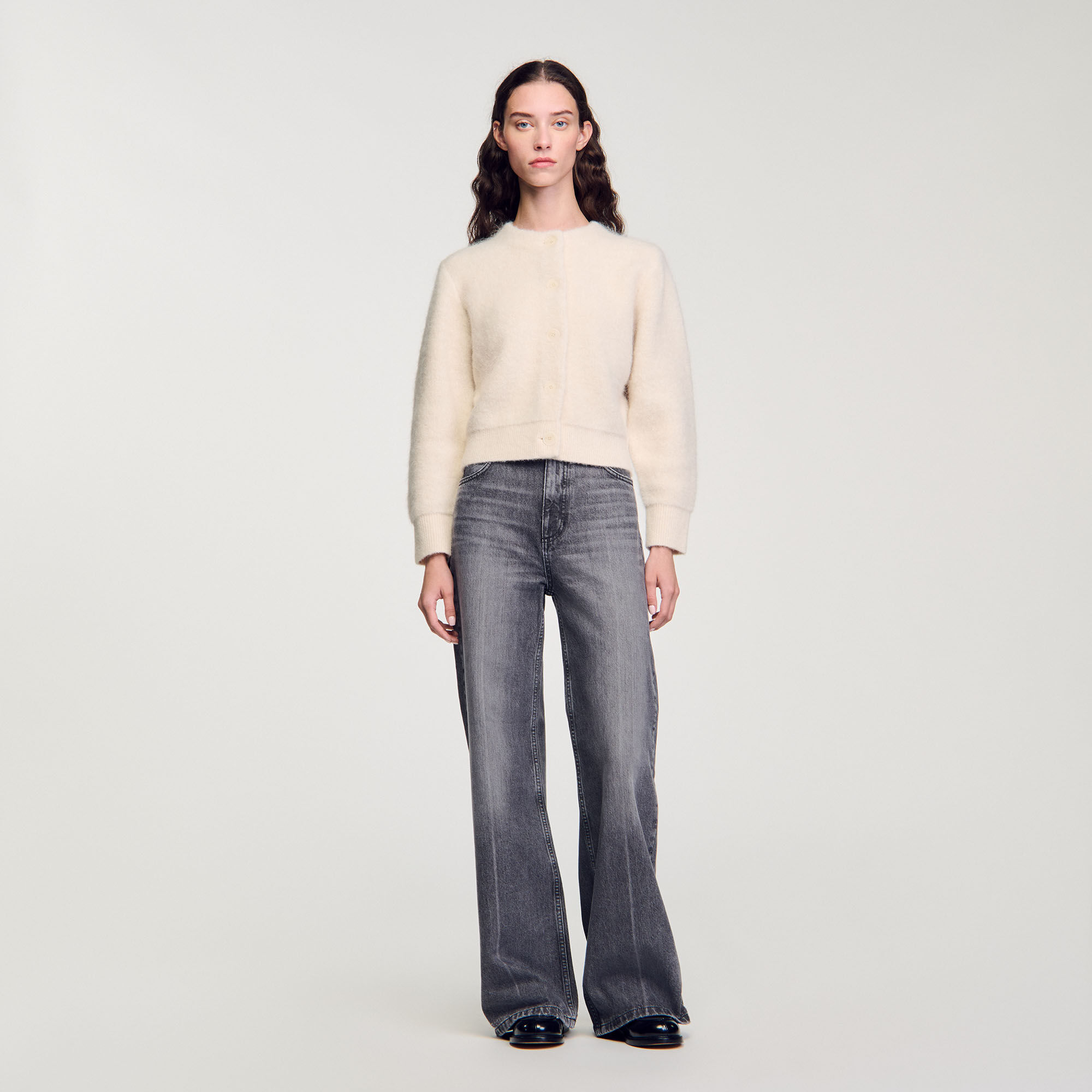 Cropped fluffy knit cardigan