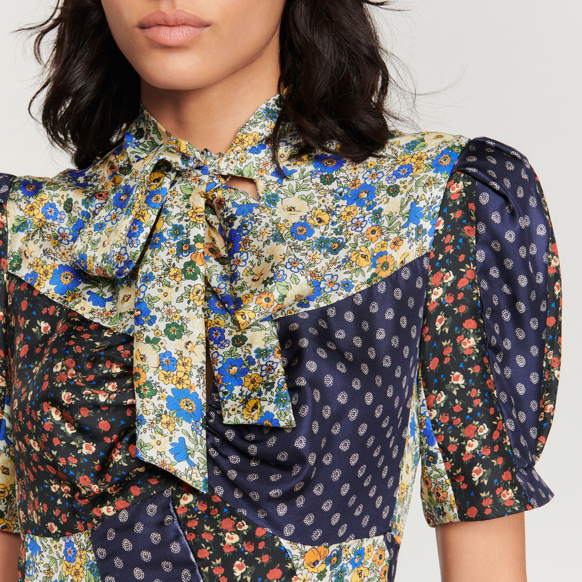 Long printed dress with pussy bow collar
