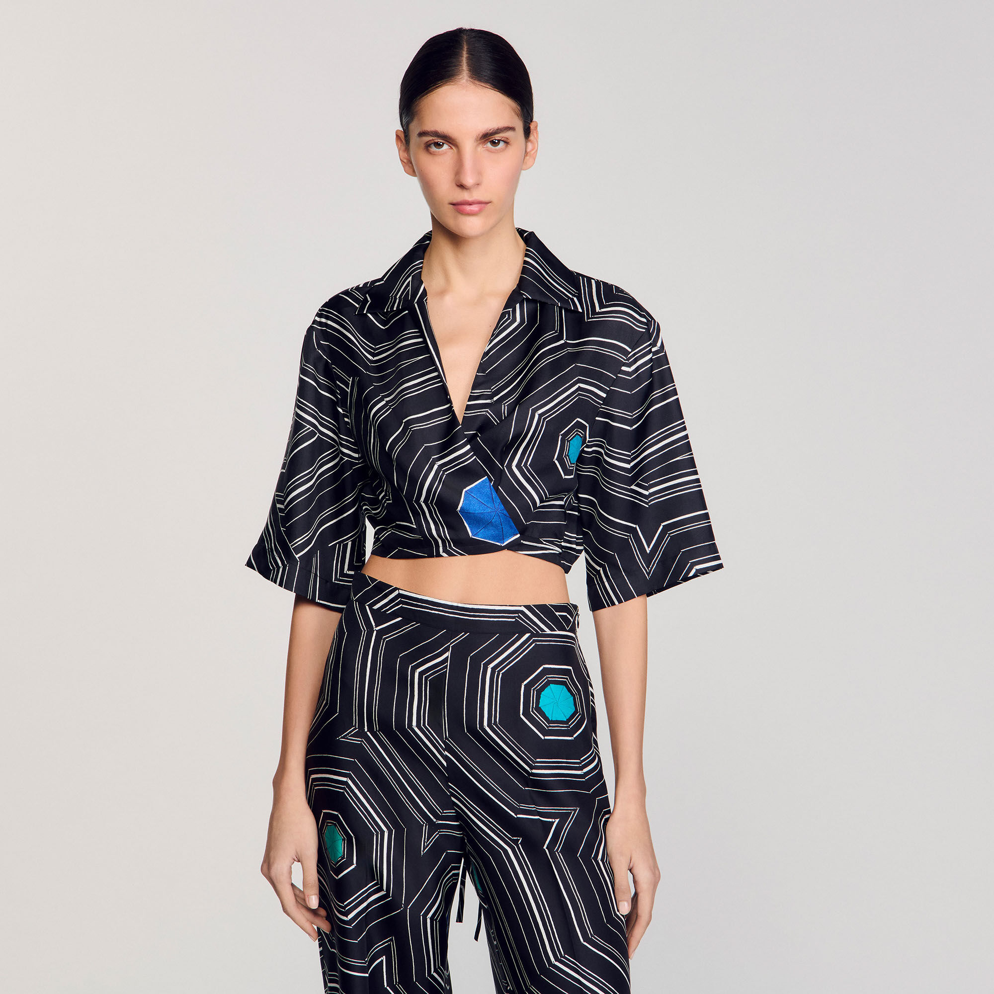 Spiral-motif silk shirt