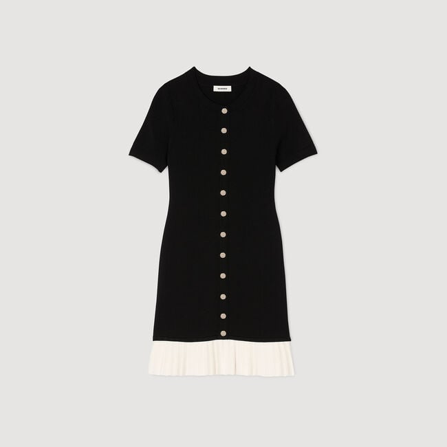Short knit dress with ruffle
